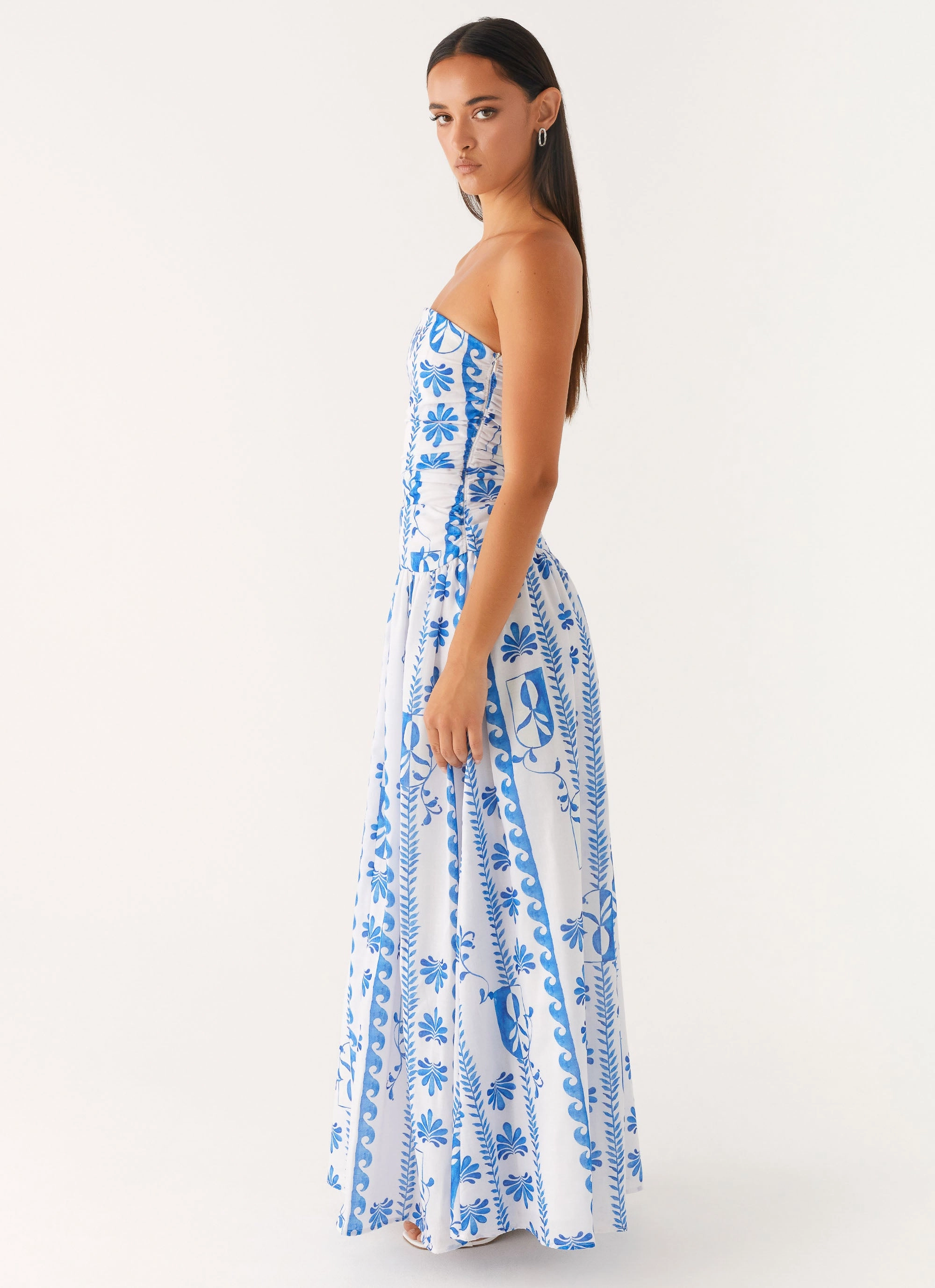 Slimming Shape Stylish Fit Carmel Maxi Dress - Floral Wave