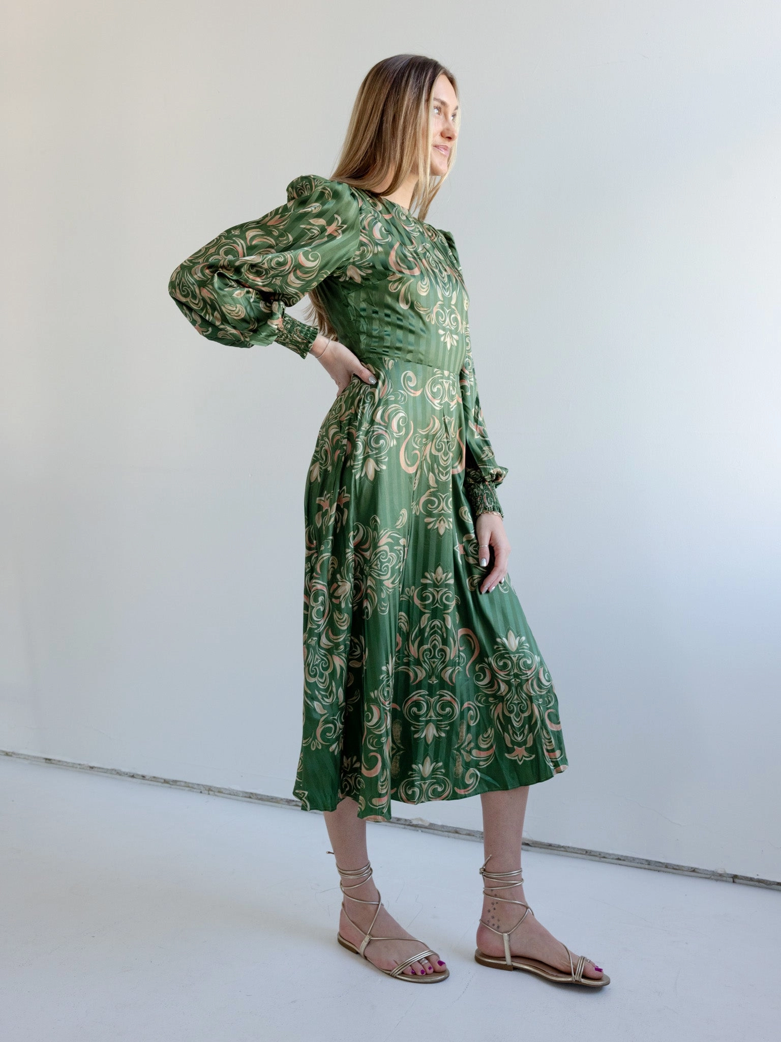 Caroline Midi Dress Floral Comfort
