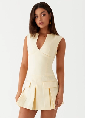 Layered Structure Weekend Outfit Cassia Mini Dress - Yellow