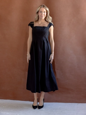 Chloe Dress - Black Classic Mood