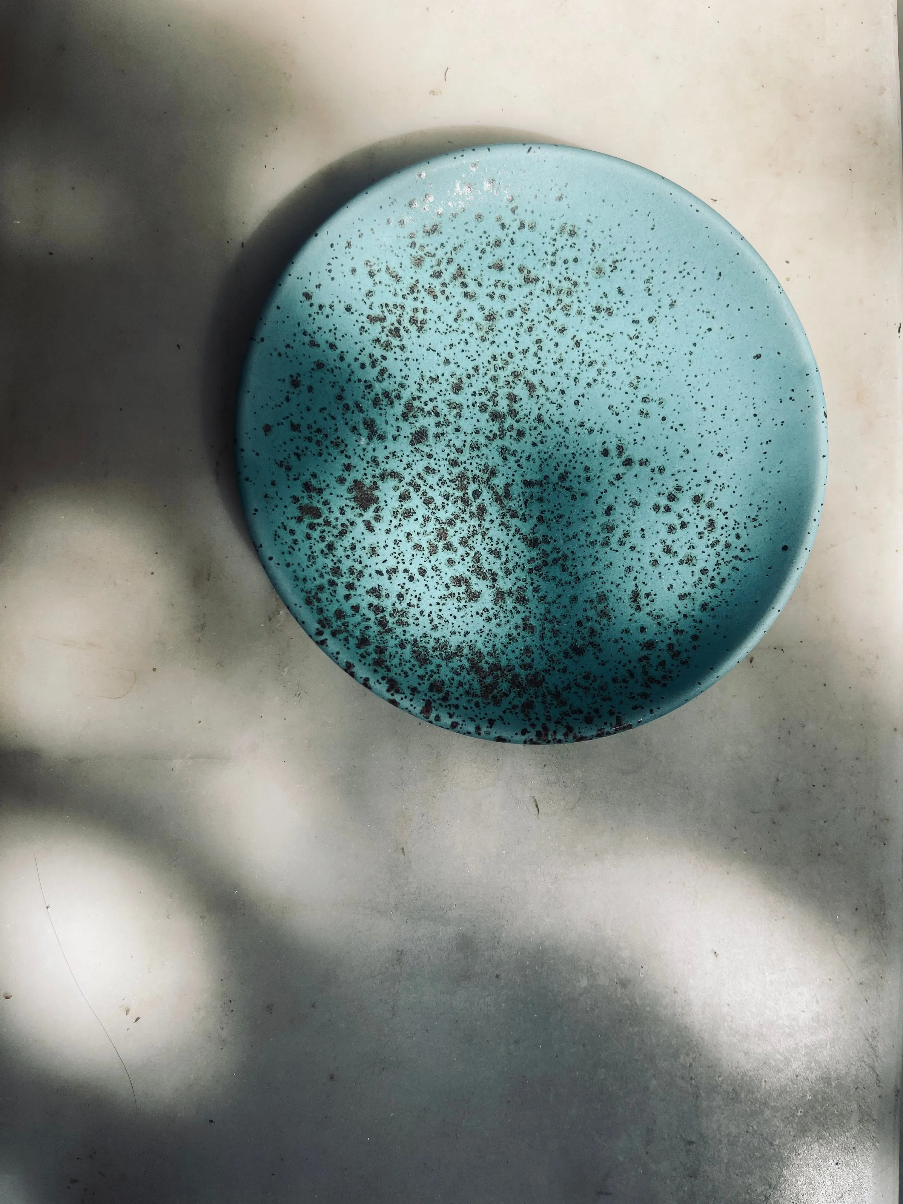 Ceramic flat dinning plate green