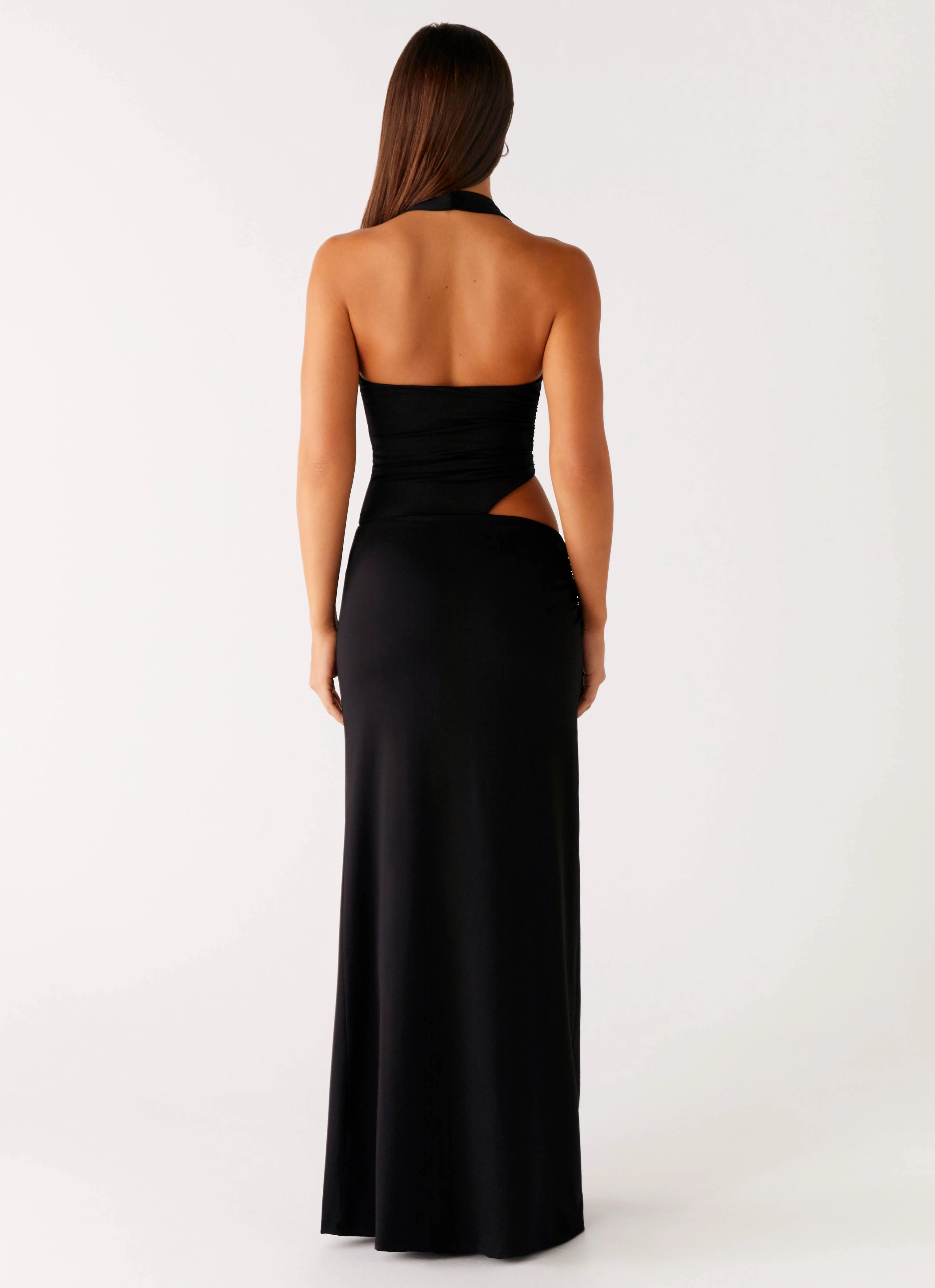 Chella Maxi Dress - Black Bust-Enhancing Beach Moment