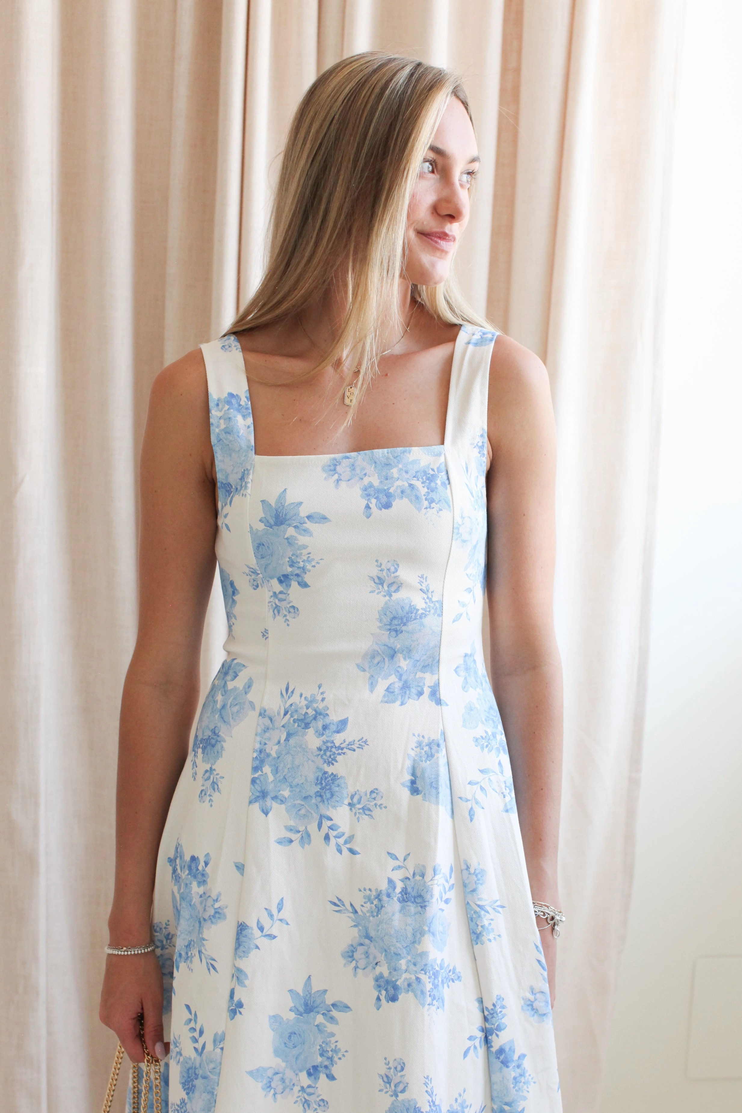 Travel Staple Free Shape Collins Floral Midi Dress