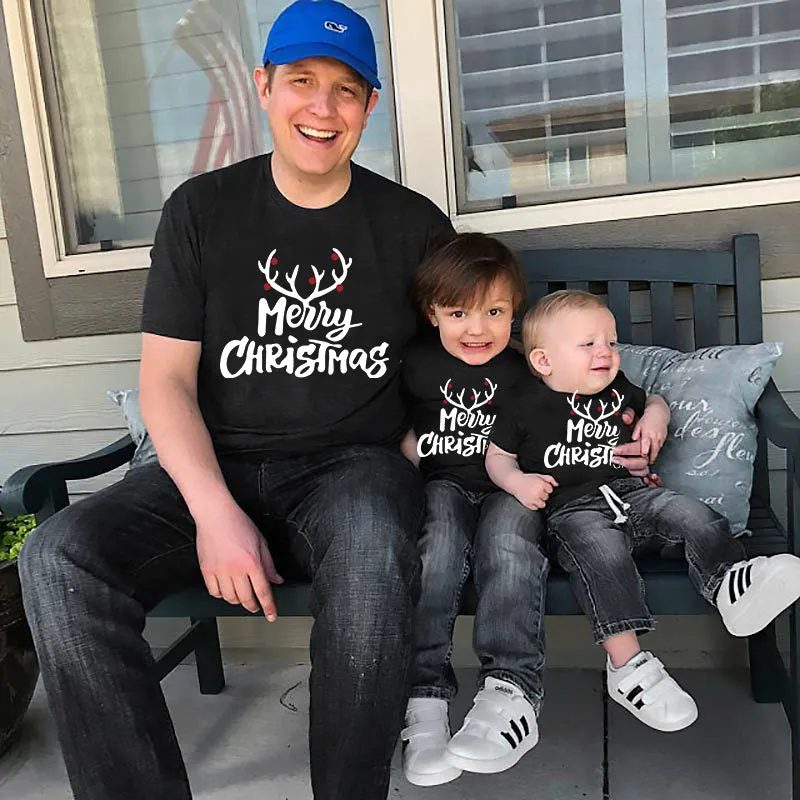 Christmas Reindeer Antlers 'Merry Chirstmas' Pattern Family Christmas Matching Pajamas Tops Cute Black Short Sleeve T-shirts With Dog Bandana