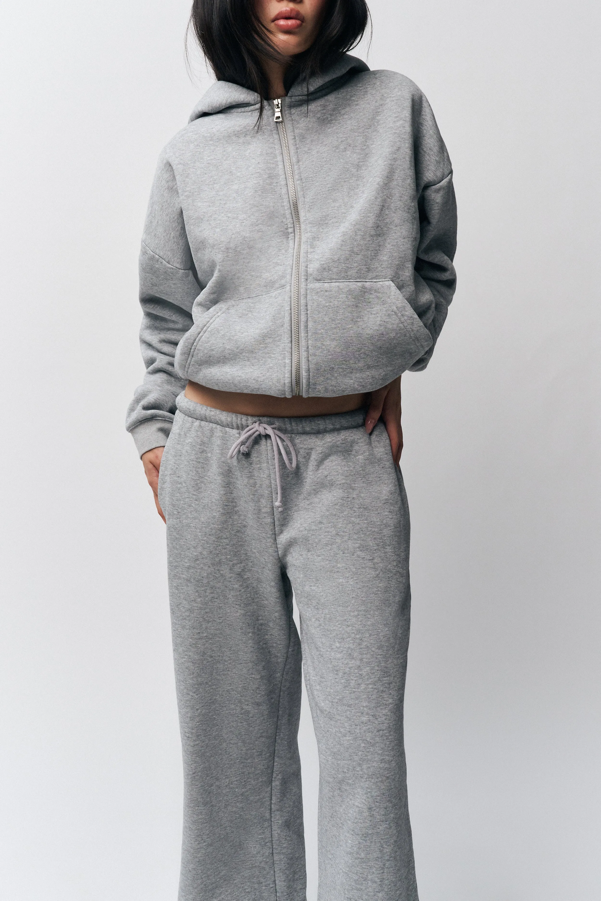 Wrinkle Free Fabric Relaxed Drawstring Sweatpant
