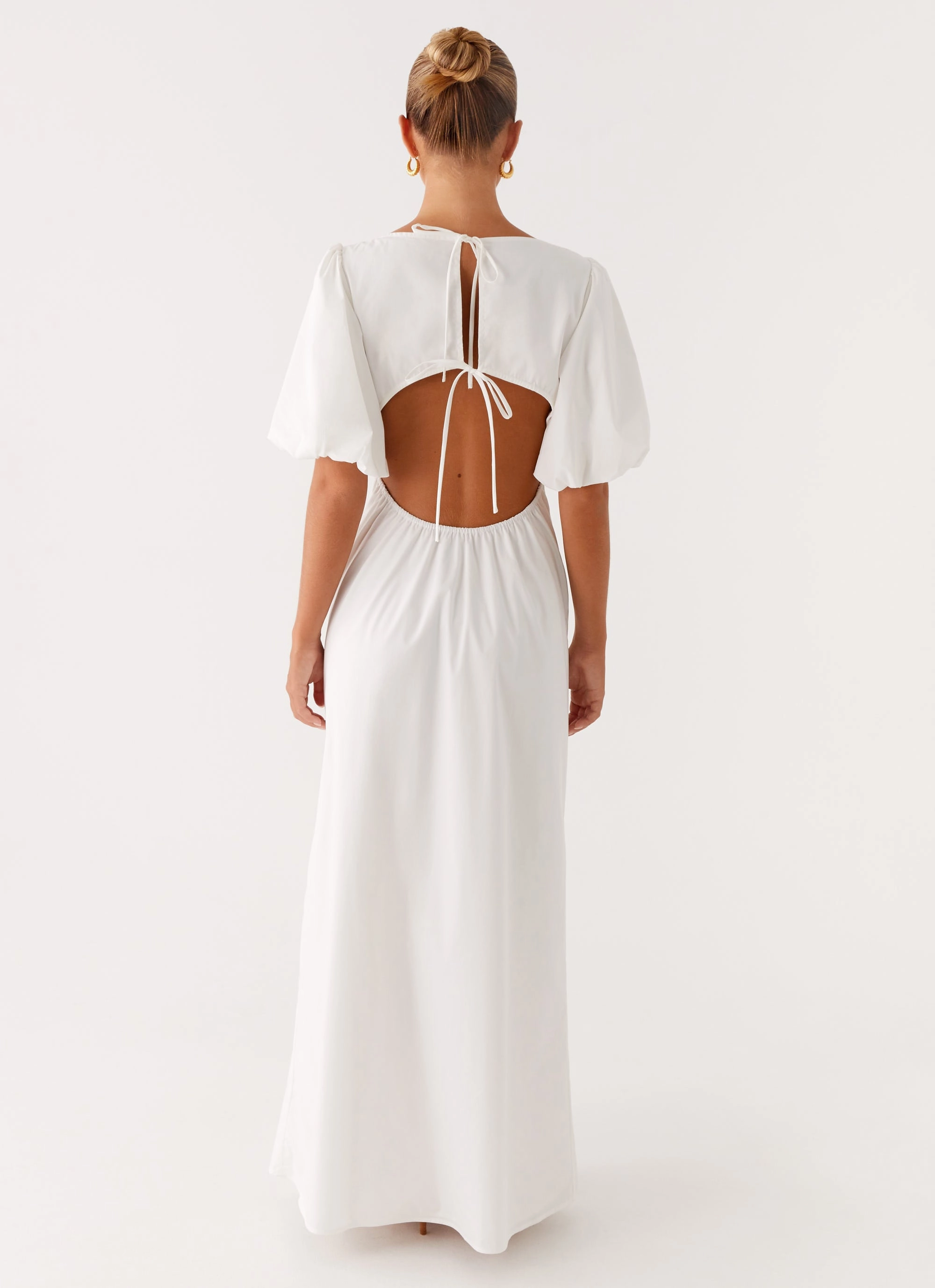 Judy Maxi Dress - White Clean Aesthetic