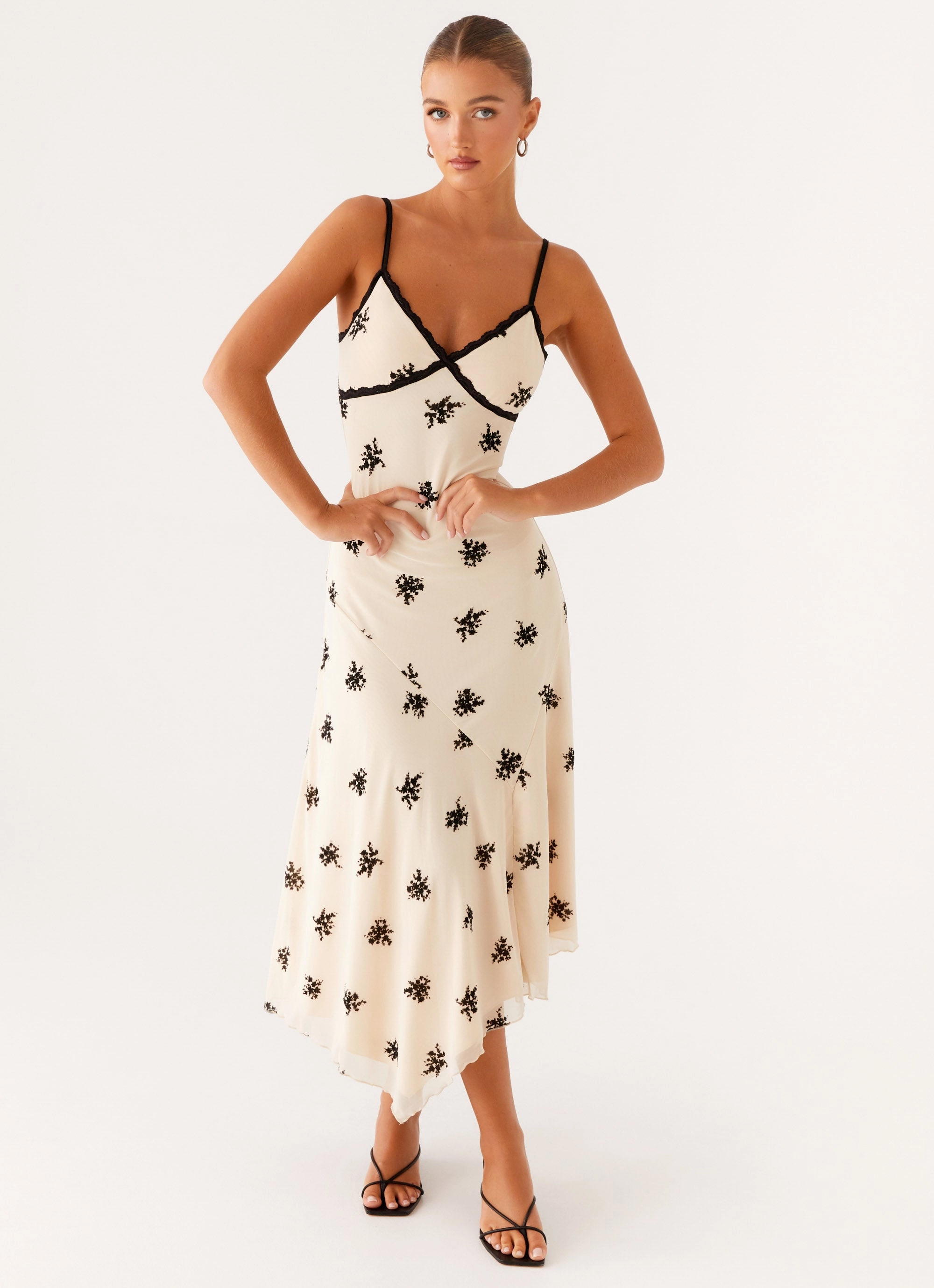 Amelia Midi Dress - Nude Casual Feel