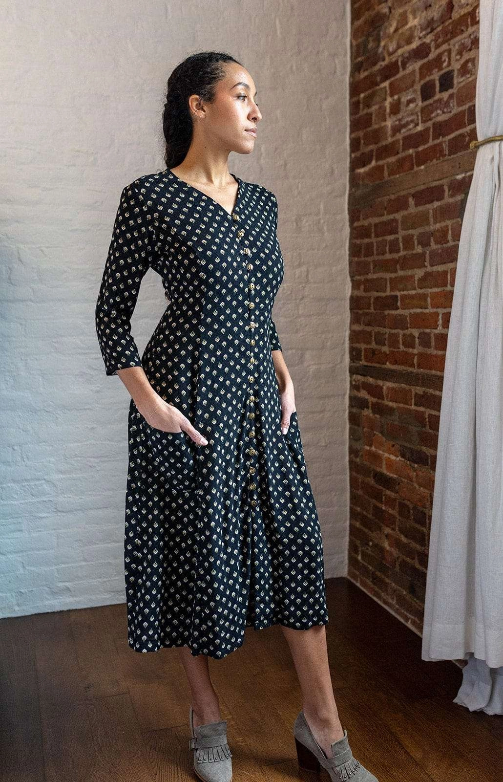 Casual Edge Smile Soft Fiona Dress in Black Floral Crepe