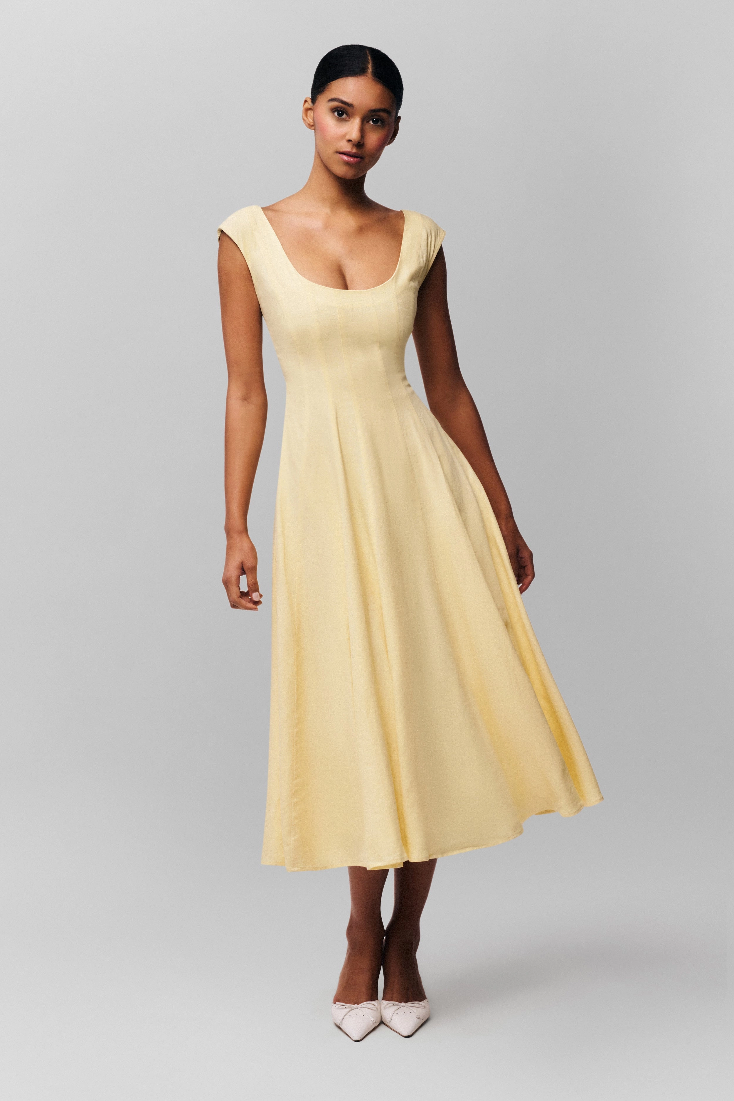 Leila Dress Open-back Waist-Cinching