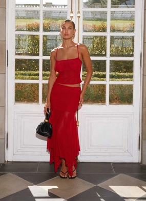 Fresh Detail Non Restrictive Fit Dionne Maxi Skirt - Red