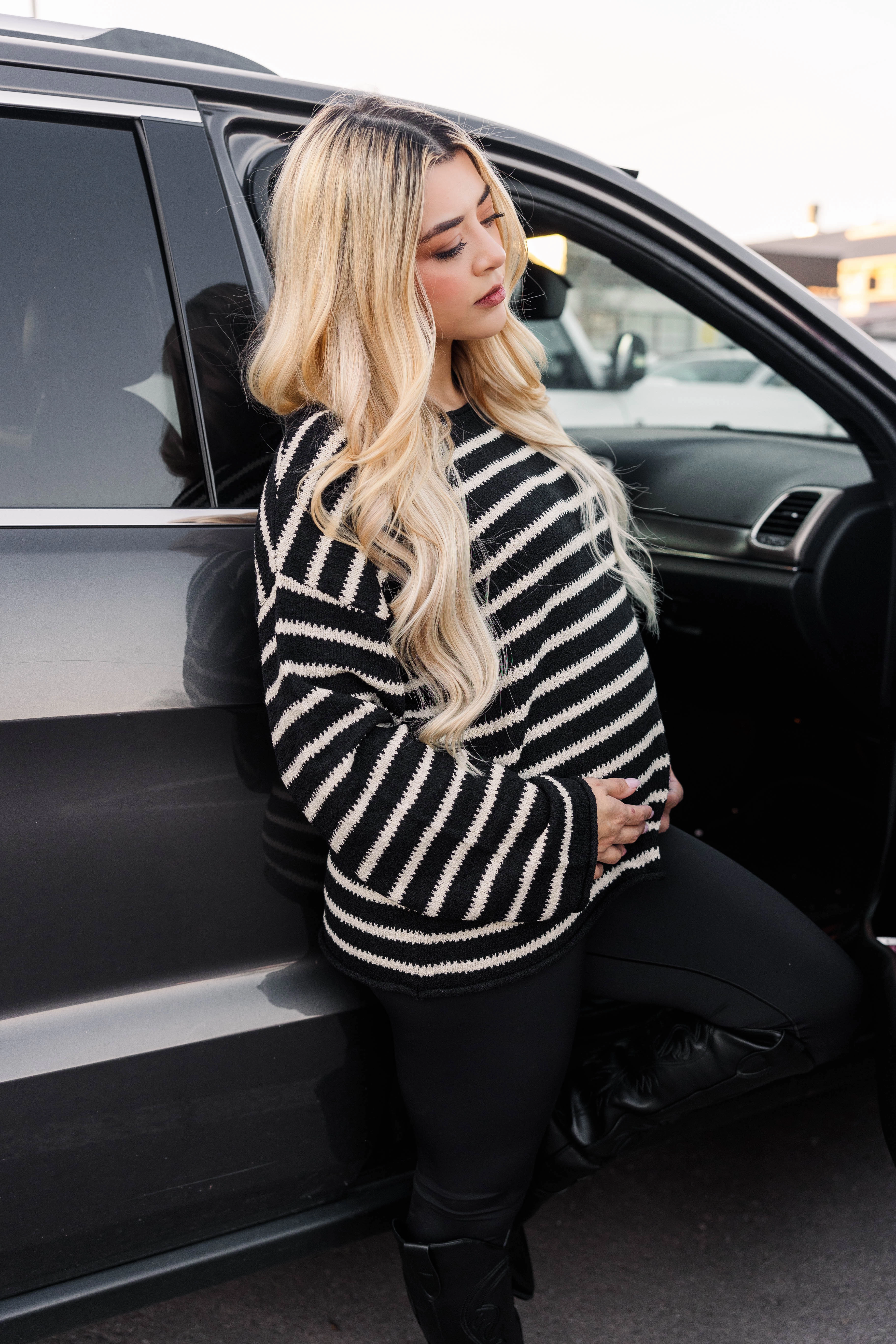 Sporty Blouse Coastal Stripes Pullover Sweater-Black