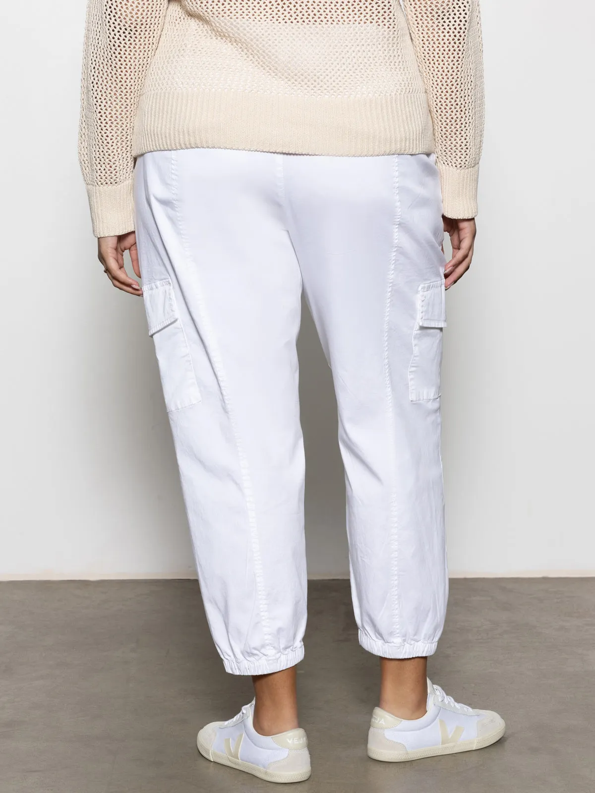 Outdoor activities Ultra Soft Rebel Standard Rise Pant Brilliant White Extended Sizing