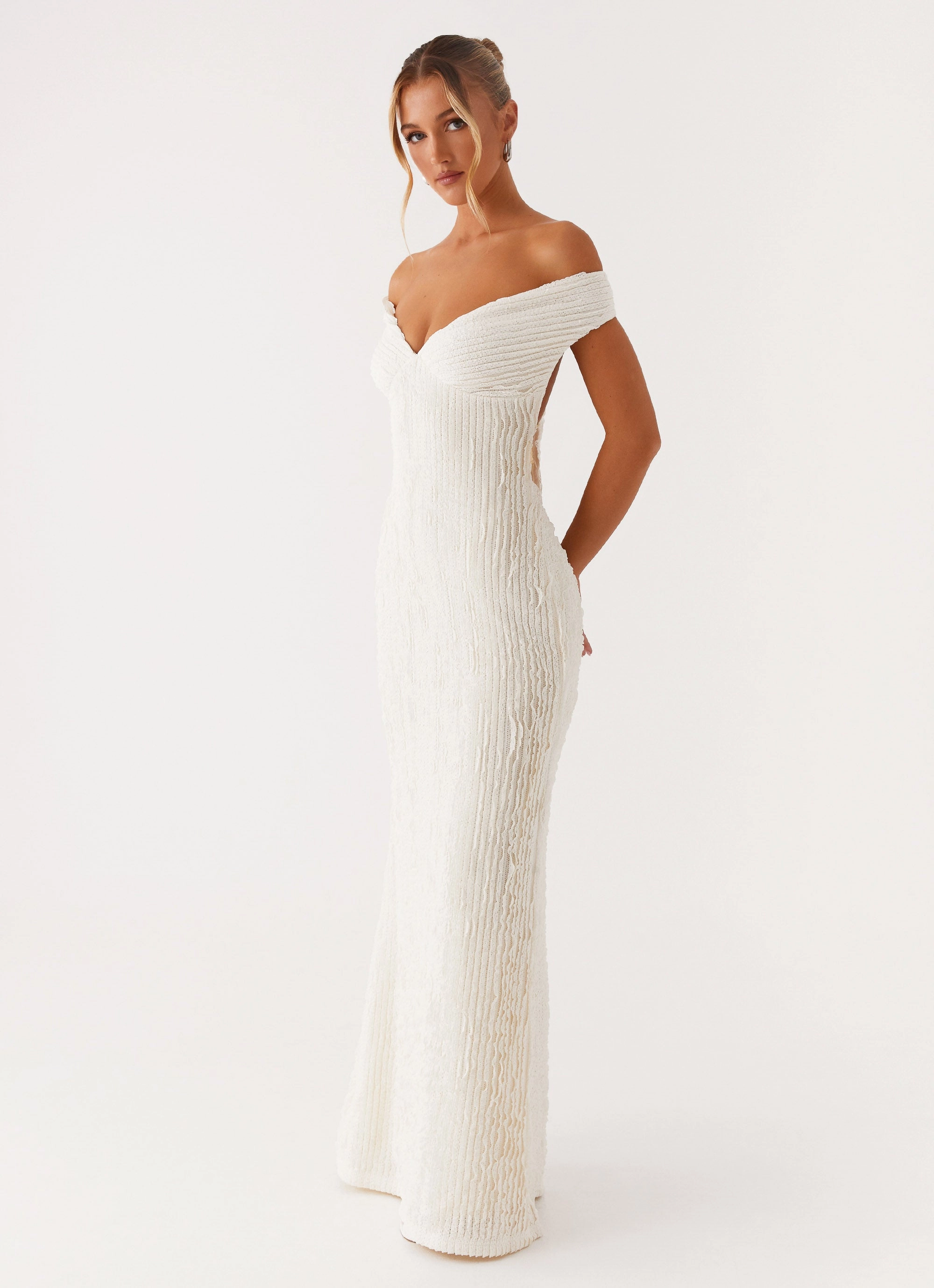 Flowing Lines Chantelle Maxi Dress - Ivory