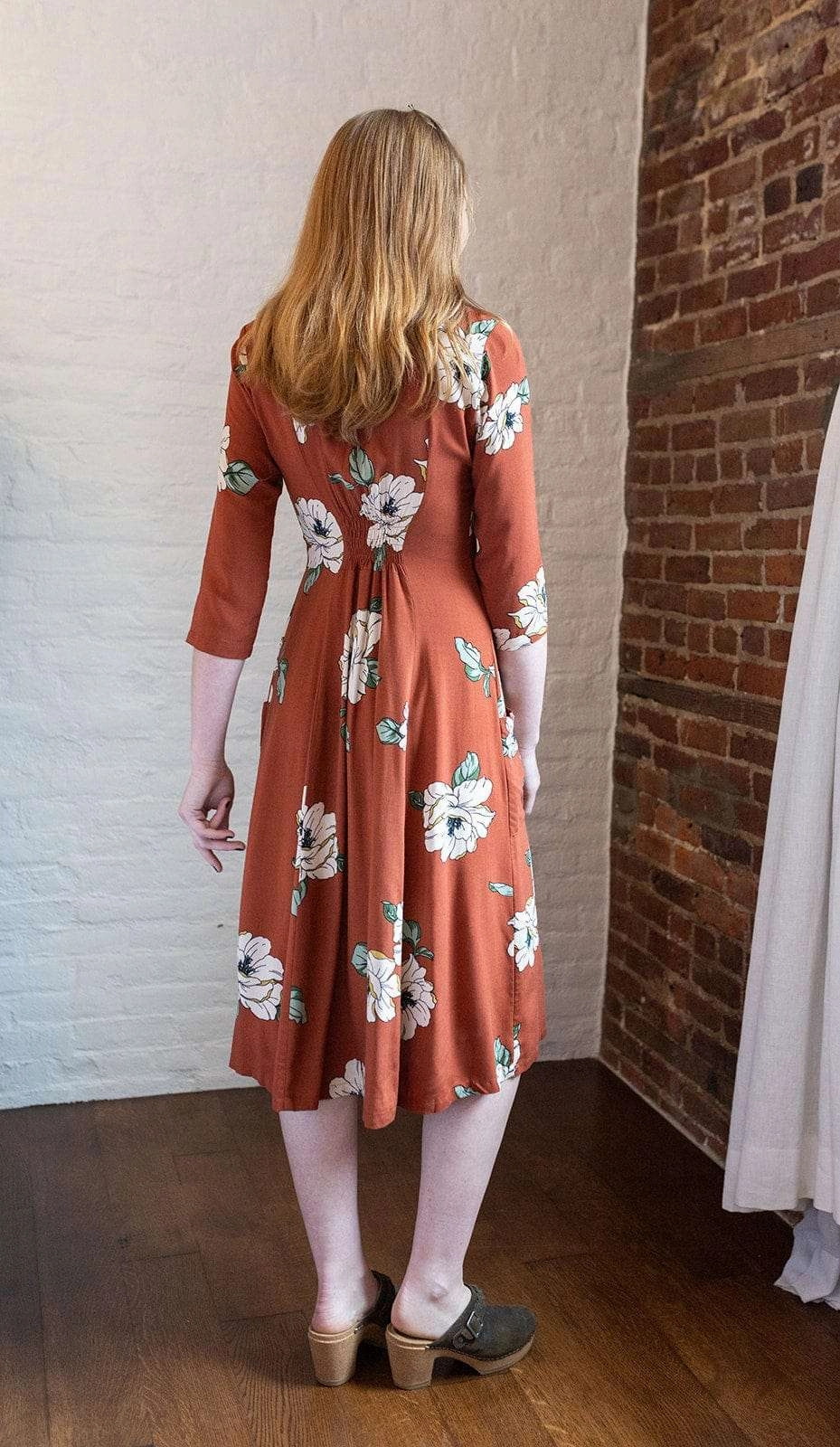 Clean Chic SoftTouchTexture Fiona Dress in Sienna Magnolia