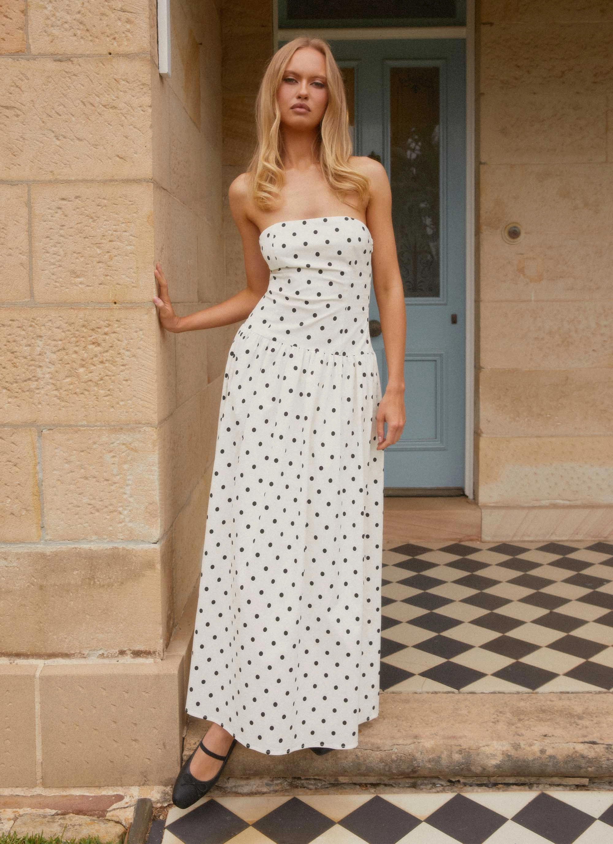 Art-Gallery summer look Andorra Maxi Dress - White Polkadot