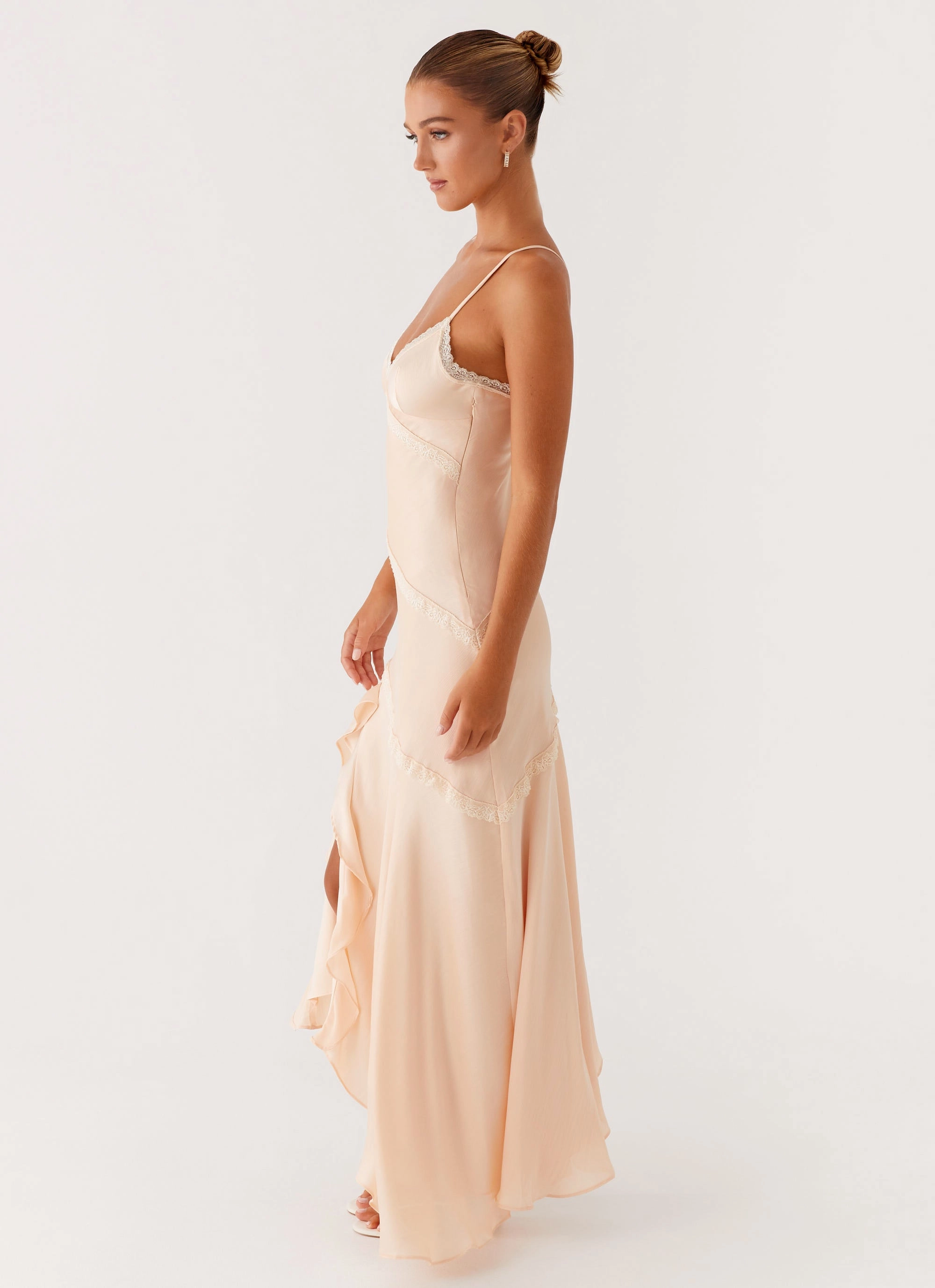 Casual day-to-night piece Perfectly Crafted Solana Maxi Dress - Peach