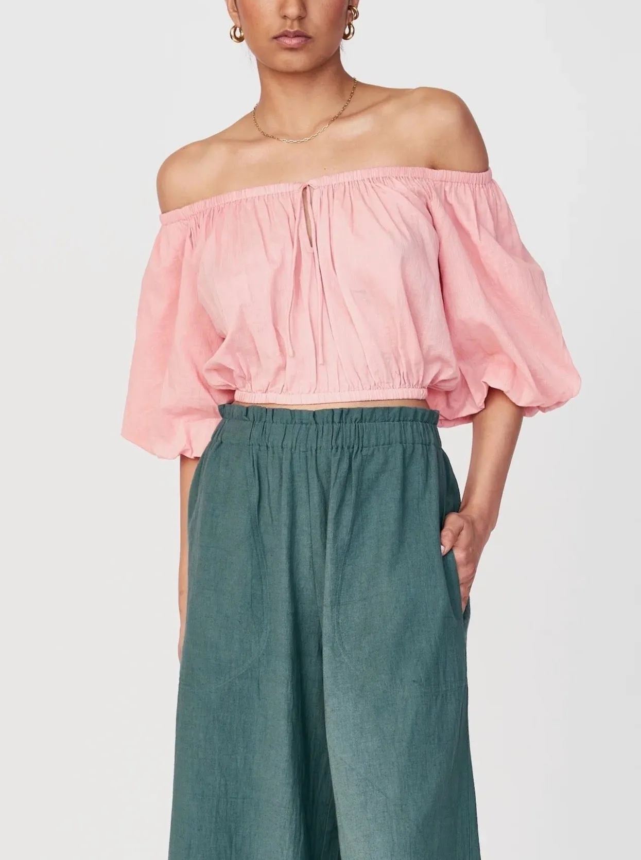 NoSlipSurface Elegant Blouse Mirth Capri Bubble Top in Pink