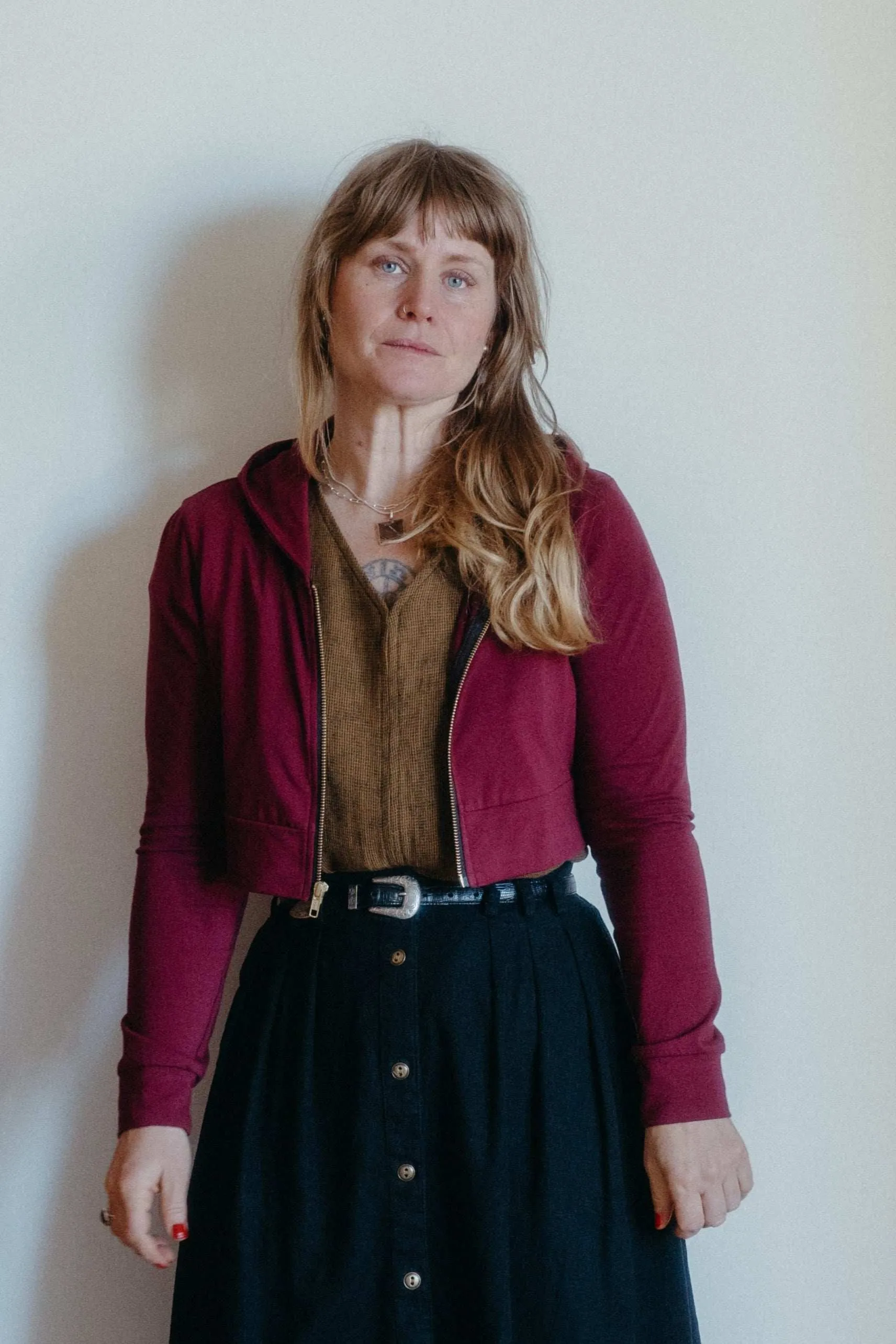 Zero Waste Cut Pattern Cropped Hoodie In Merlot