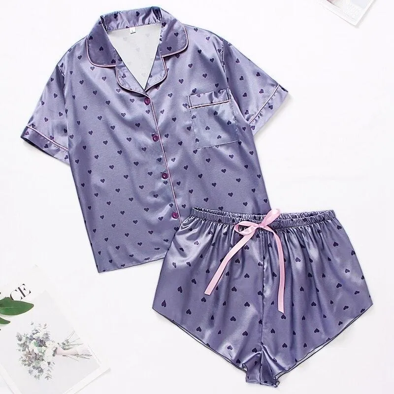 Cozy Chic: Women's Relaxed Fit Short Sleeve Pajama Set for Stylish Evenings