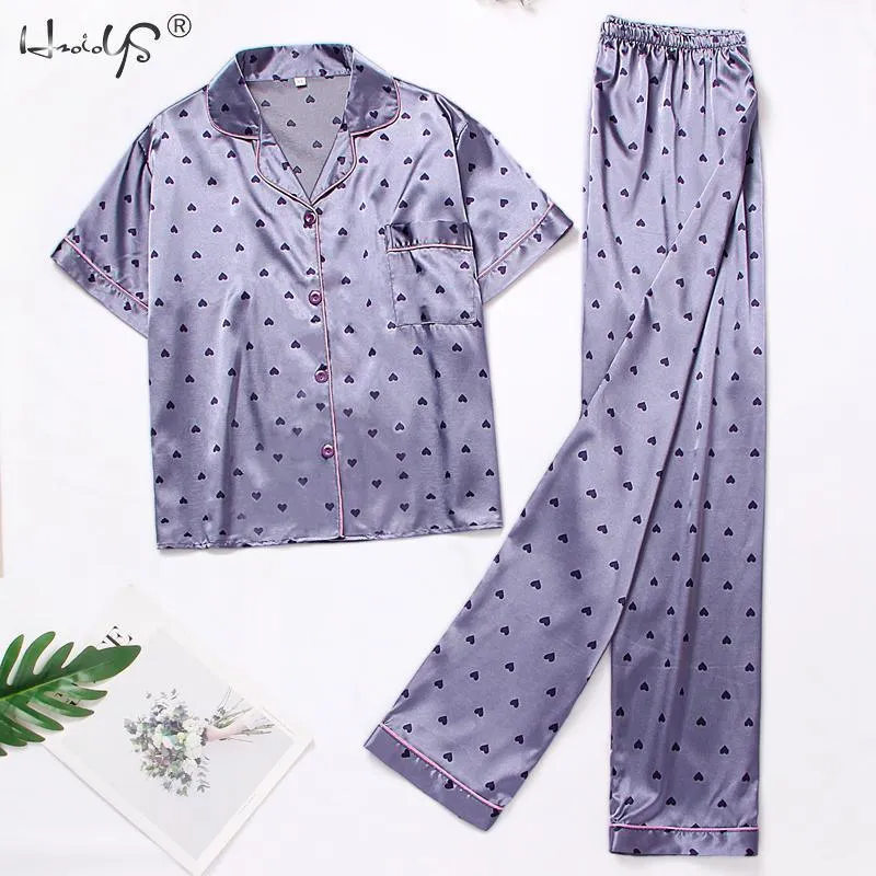 Cozy Chic: Women's Relaxed Fit Short Sleeve Pajama Set for Stylish Evenings