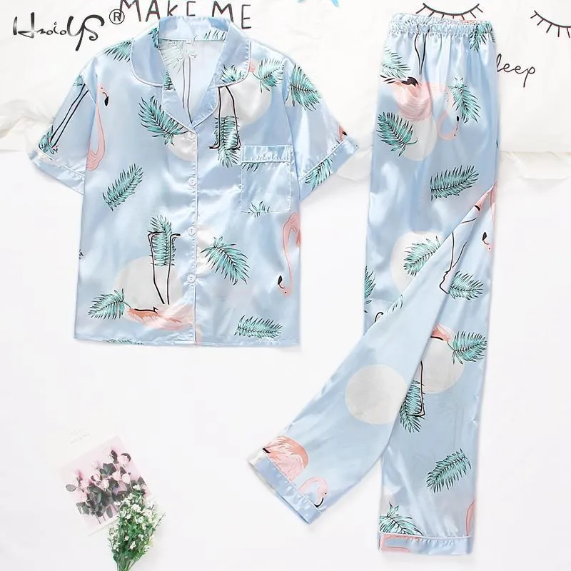 Cozy Chic: Women's Relaxed Fit Short Sleeve Pajama Set for Stylish Evenings