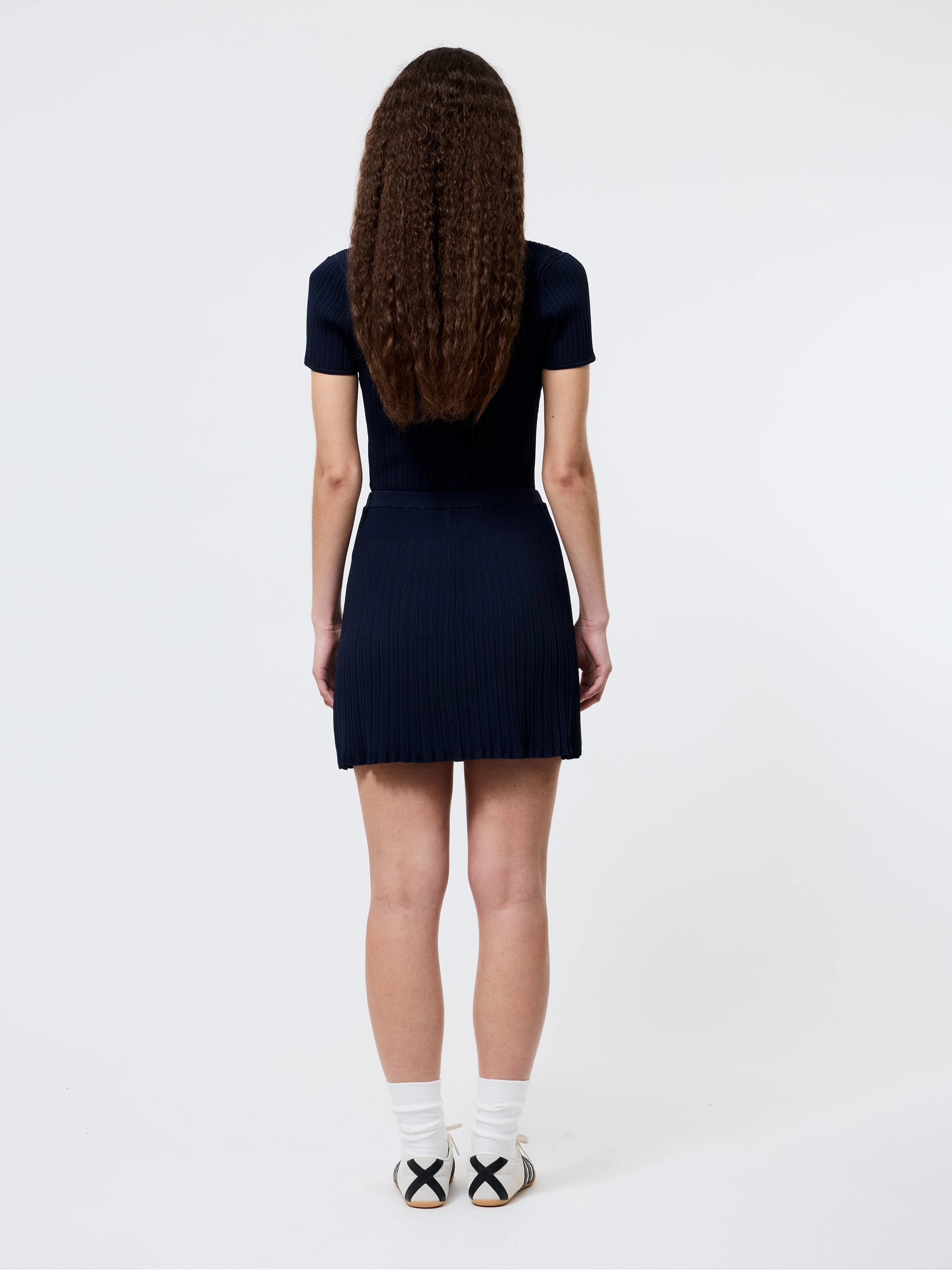 Crinkle Knit Mini Skirt gentle style