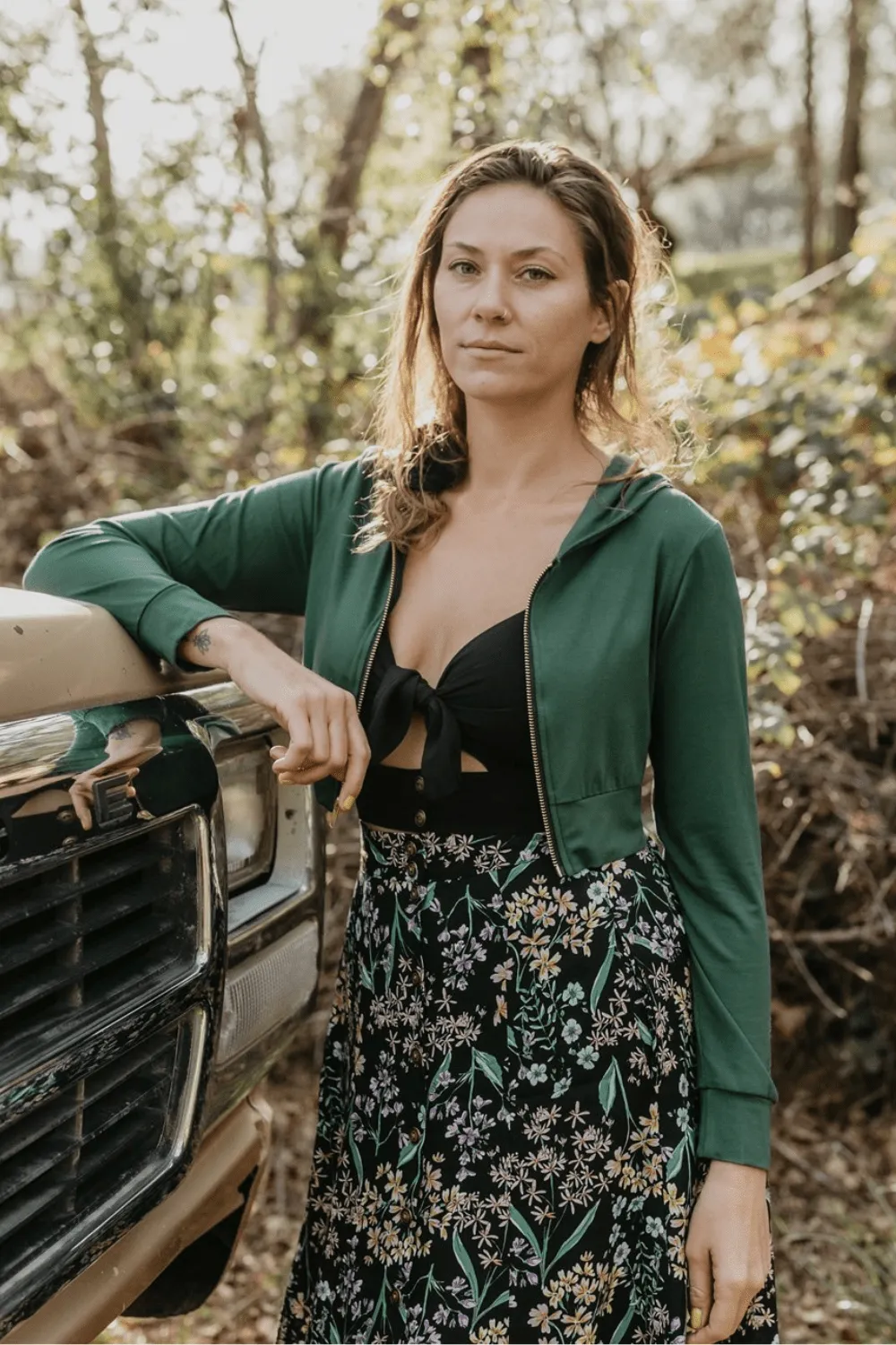 Cropped Hoodie in Fern Green Modal DropShoulderConstruction Soft Sweater