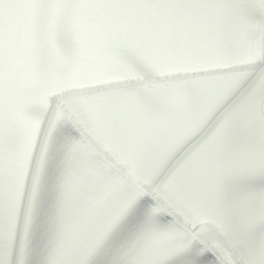 Crêpe envers satin lourd blanc cassé