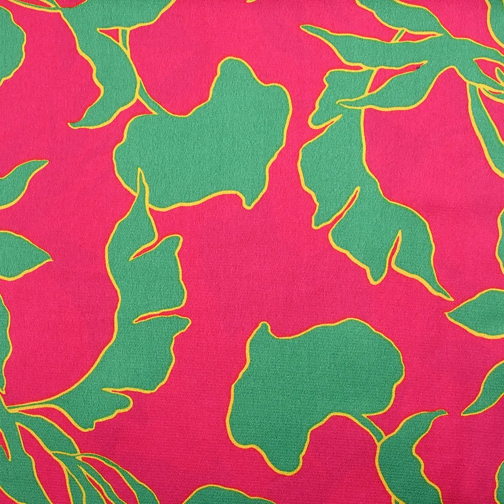 Crêpe satin polyester imprimé feuilles turquoise fond fuchsia