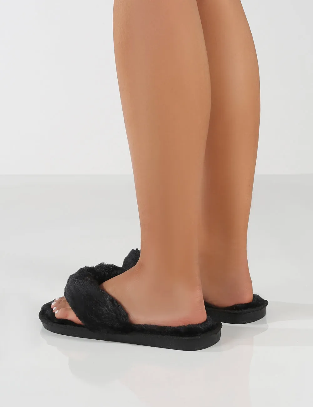 Cuddle Black Thong Strap Faux Fur Slippers