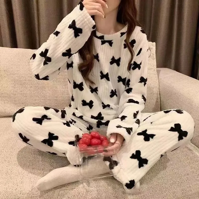 Cute Cartoon Bear Women's Winter Pajama Set