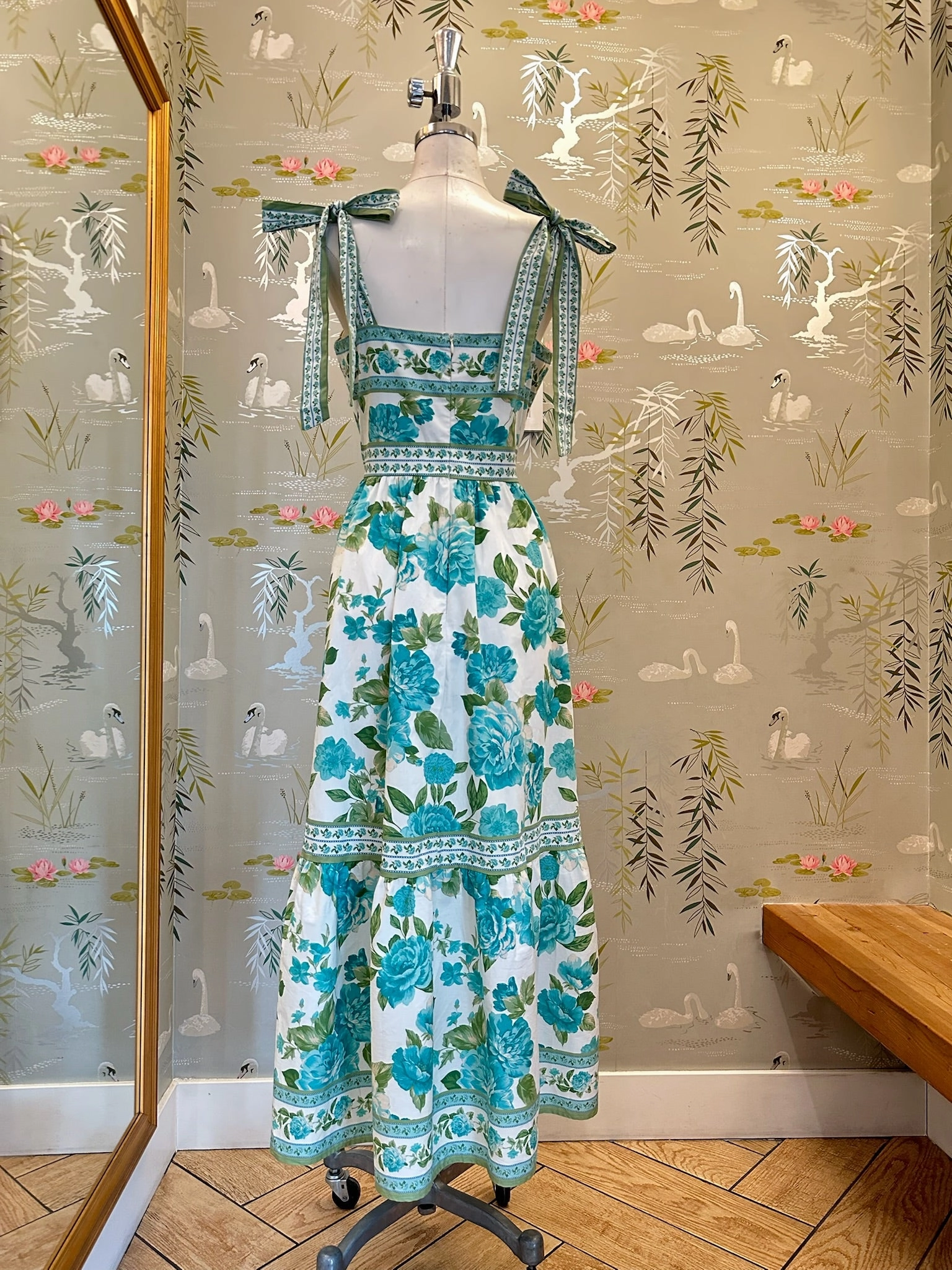 Peony Midi Dress Flutter-Sleeve
