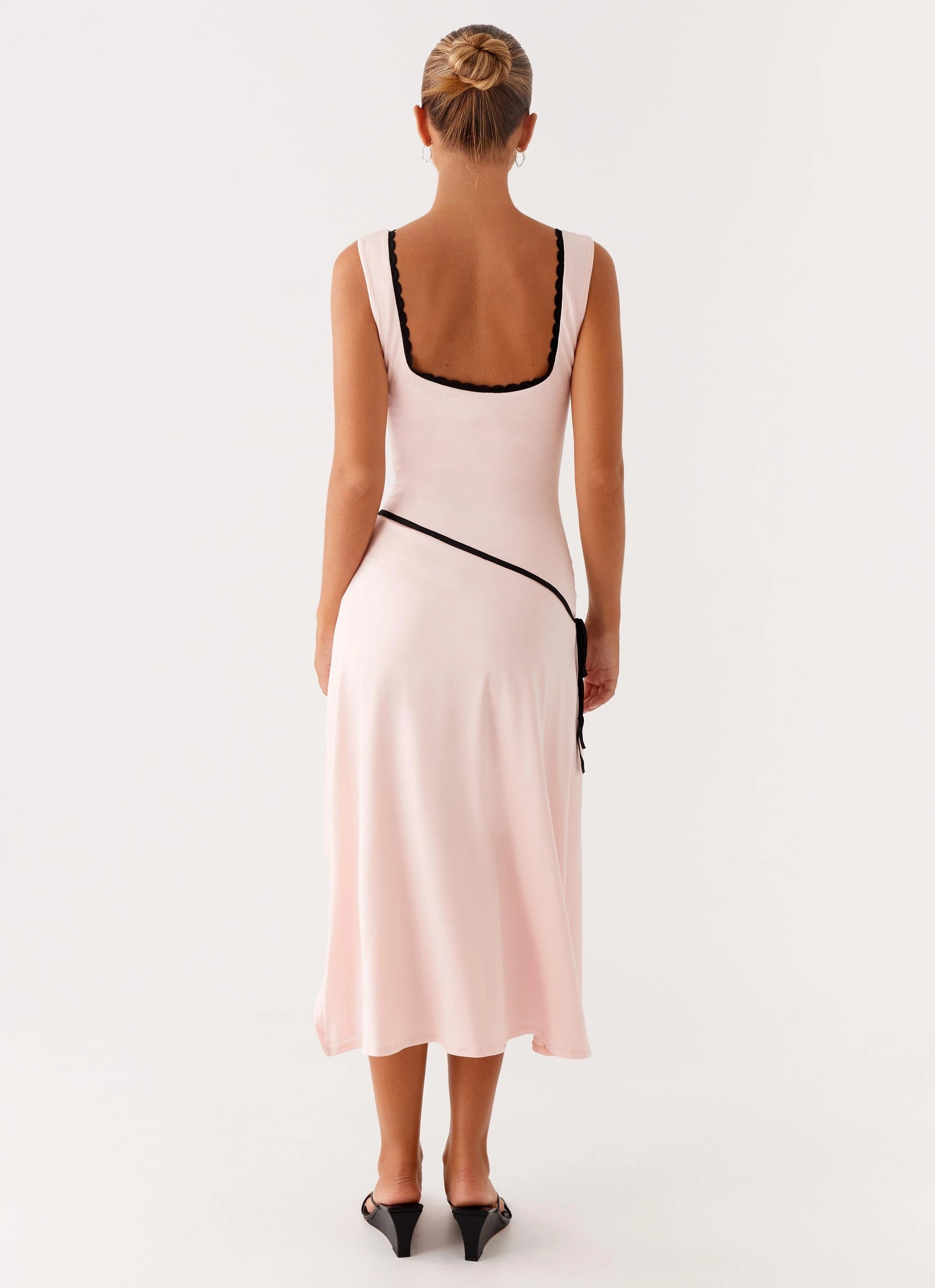 Charming Comfort Light Bow Darlene Midi Dress - Pink