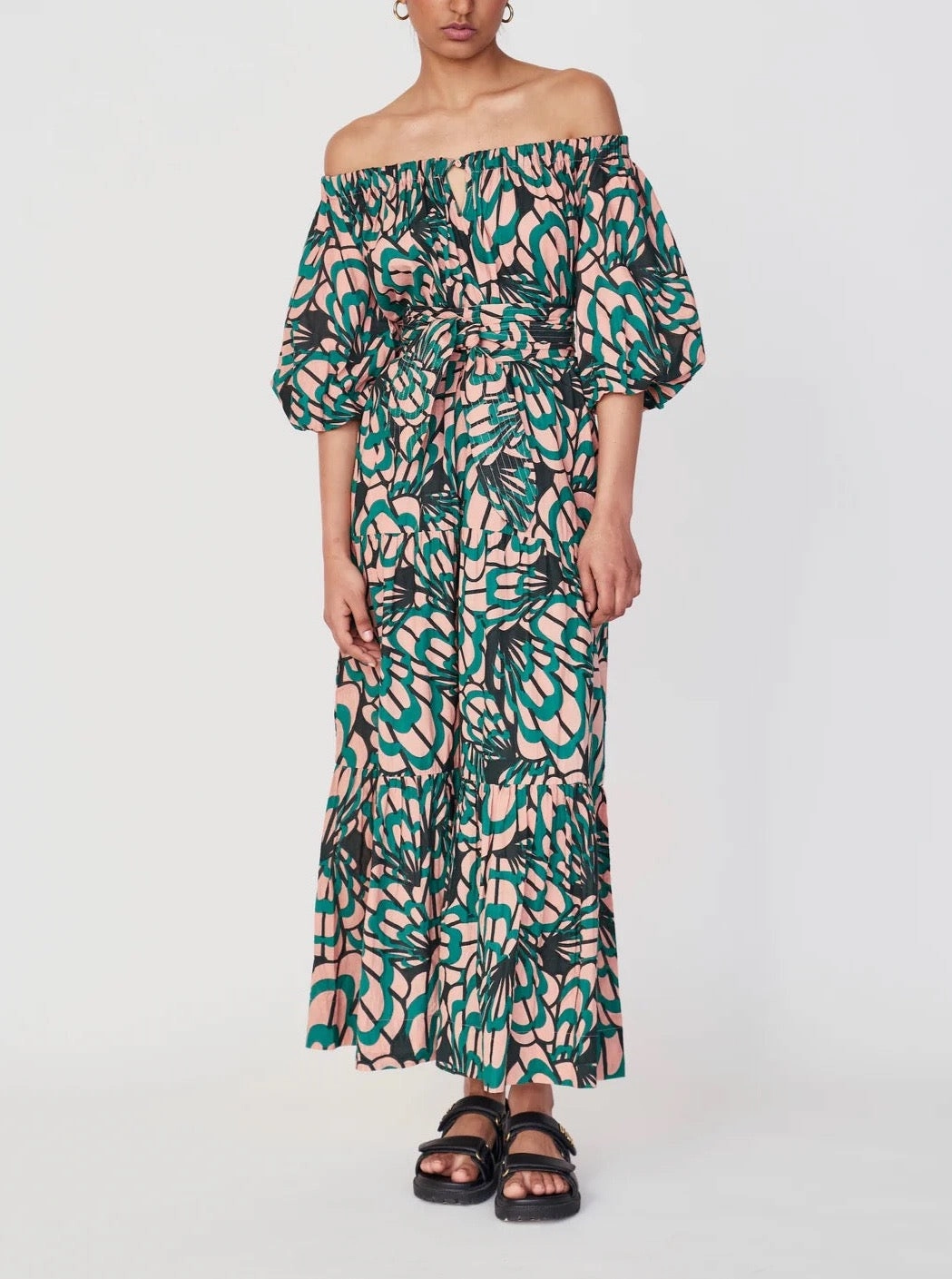 ContrastStitching Fitted waist Mirth Capri Dress in Paradise Shell