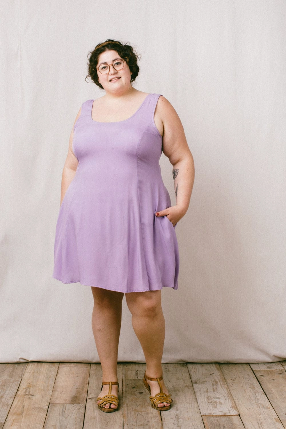 retro-style Delana Dress in Lilac Challis