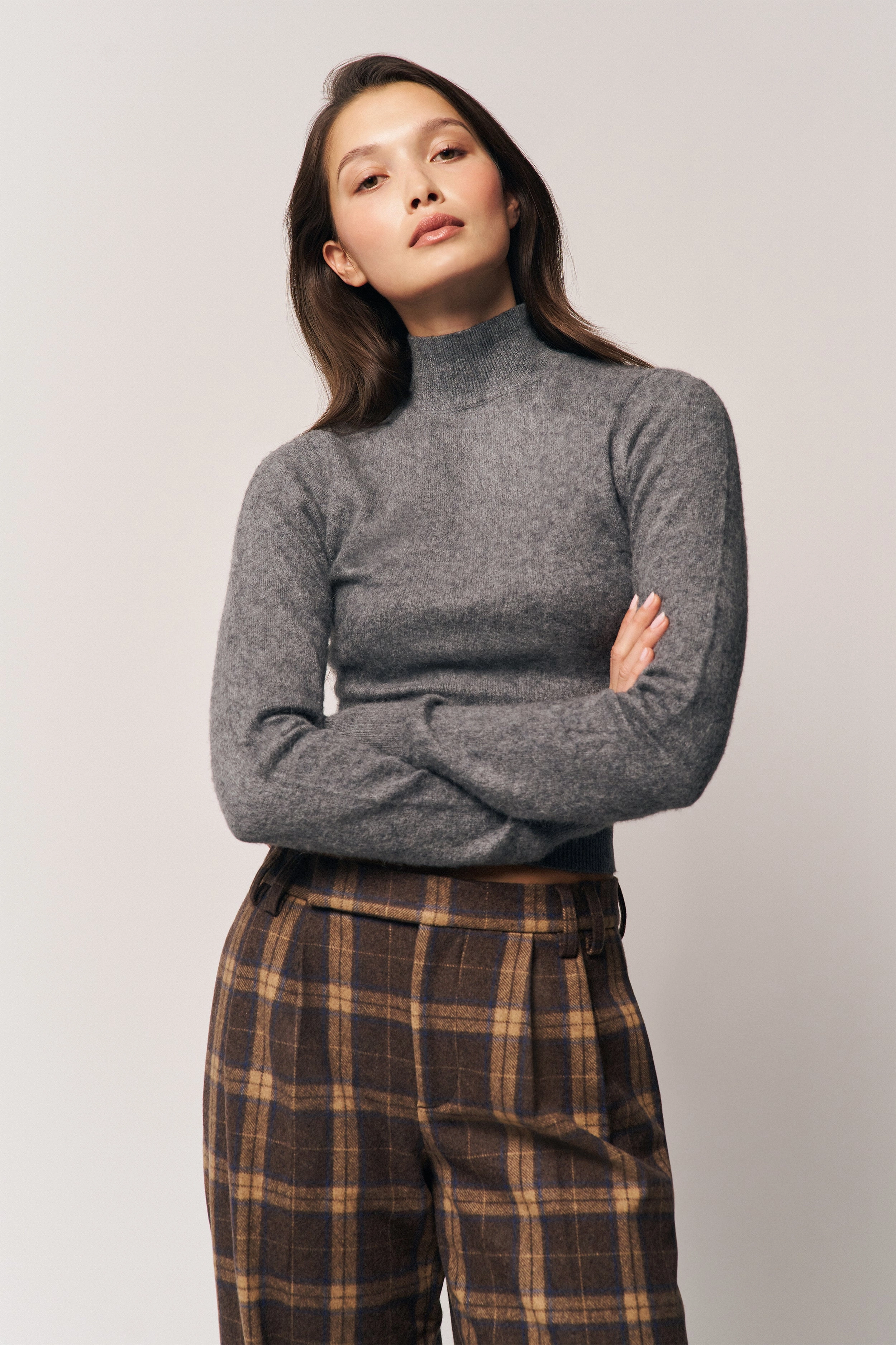 Delia Sweater Fashion Fit