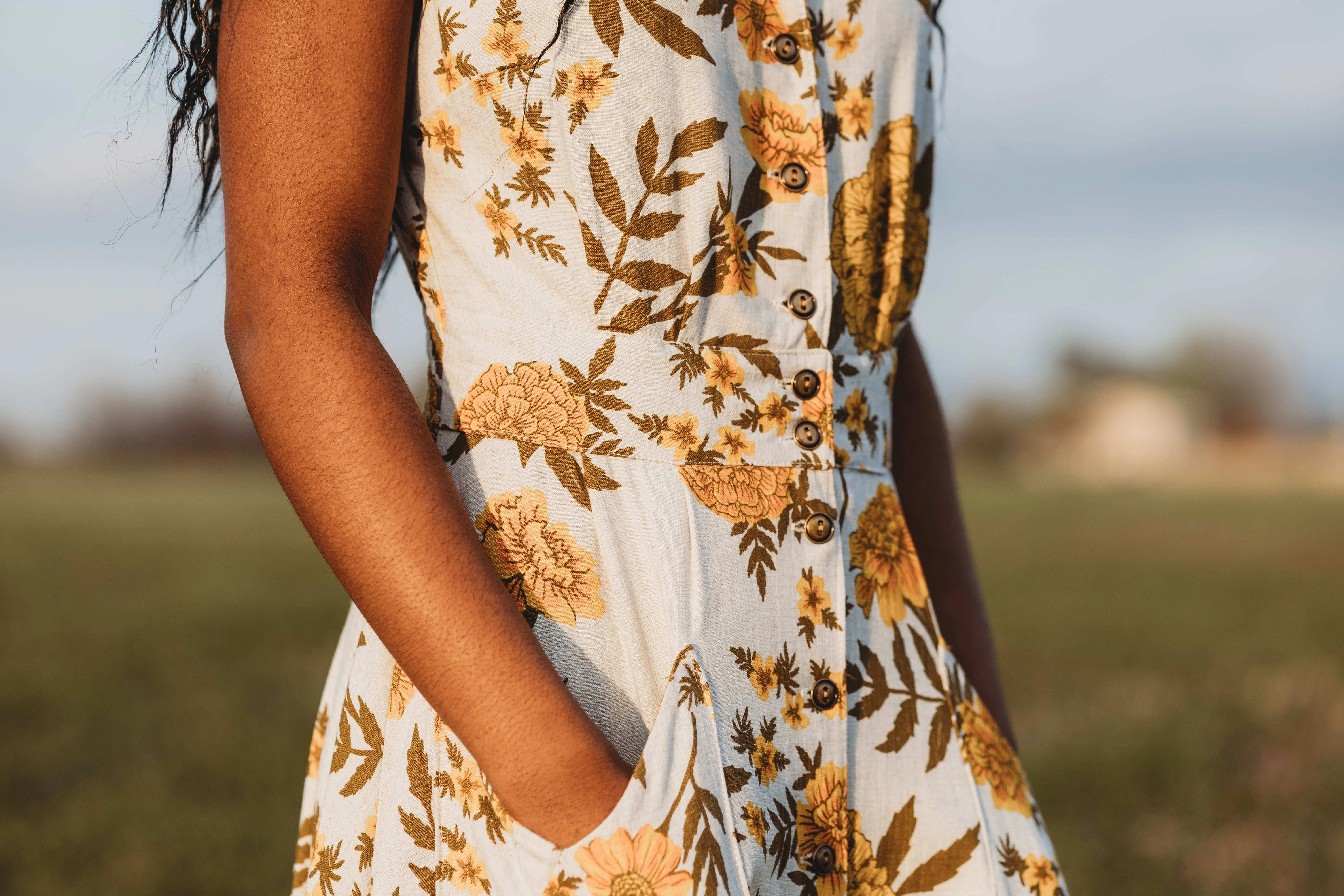 Lace-Trim Playful design piece Sheet Dress in Oat Marigold Linen