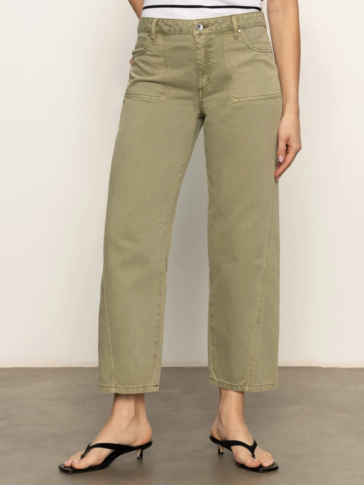 District Column Standard Rise Ankle Jeans Bamboo Relaxed Look