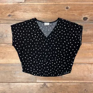 Dolman Top in Abstract Dot Sweat Absorbent Inner Layer