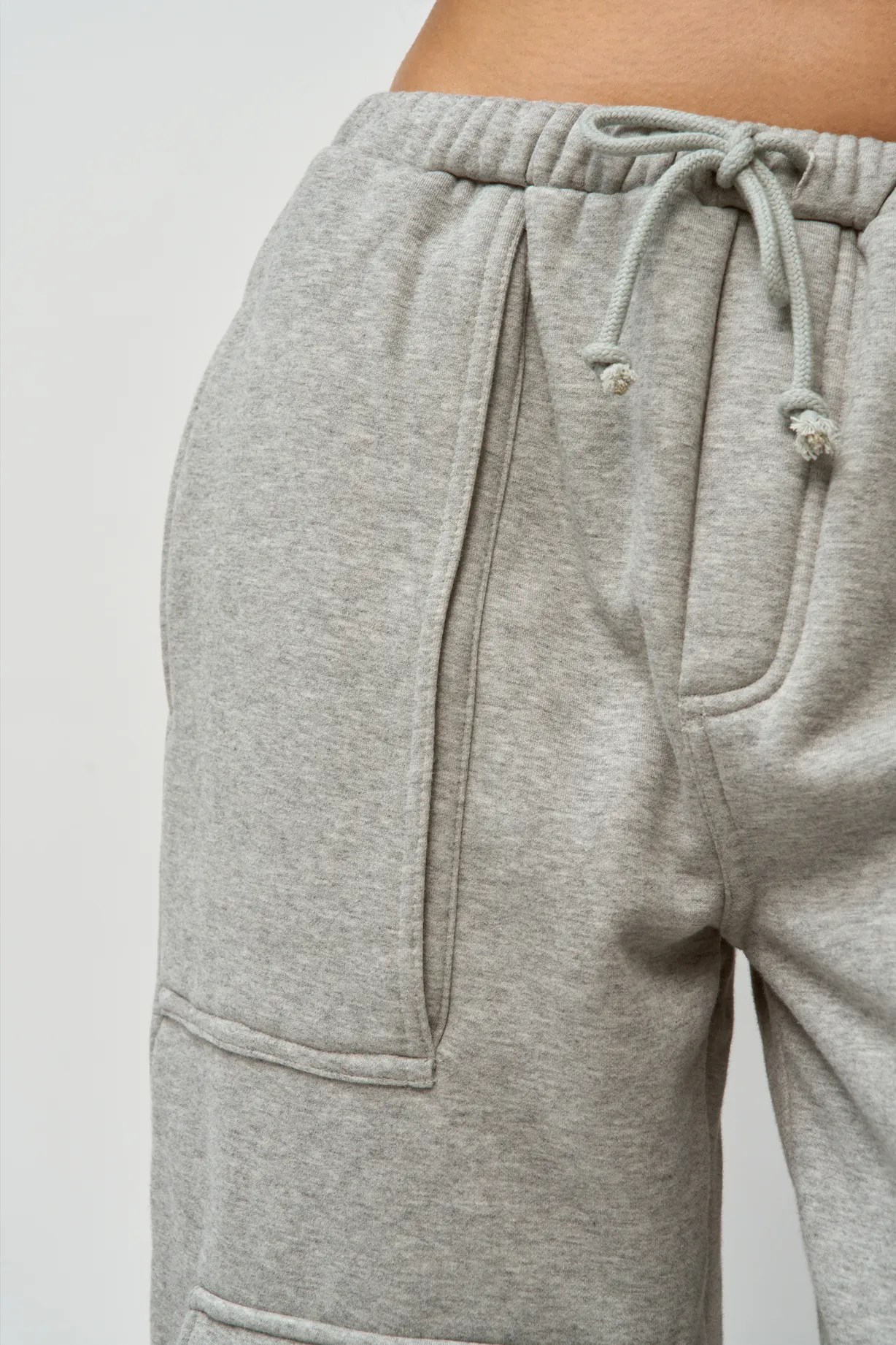 Fleece Cargo Sweatpant Easy Layer Relaxed Lines