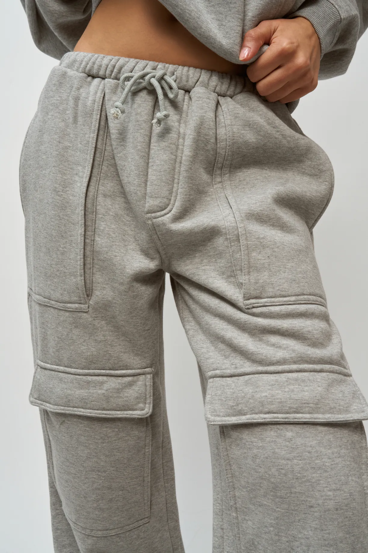 Cropped hem Fleece Cargo Sweatpant