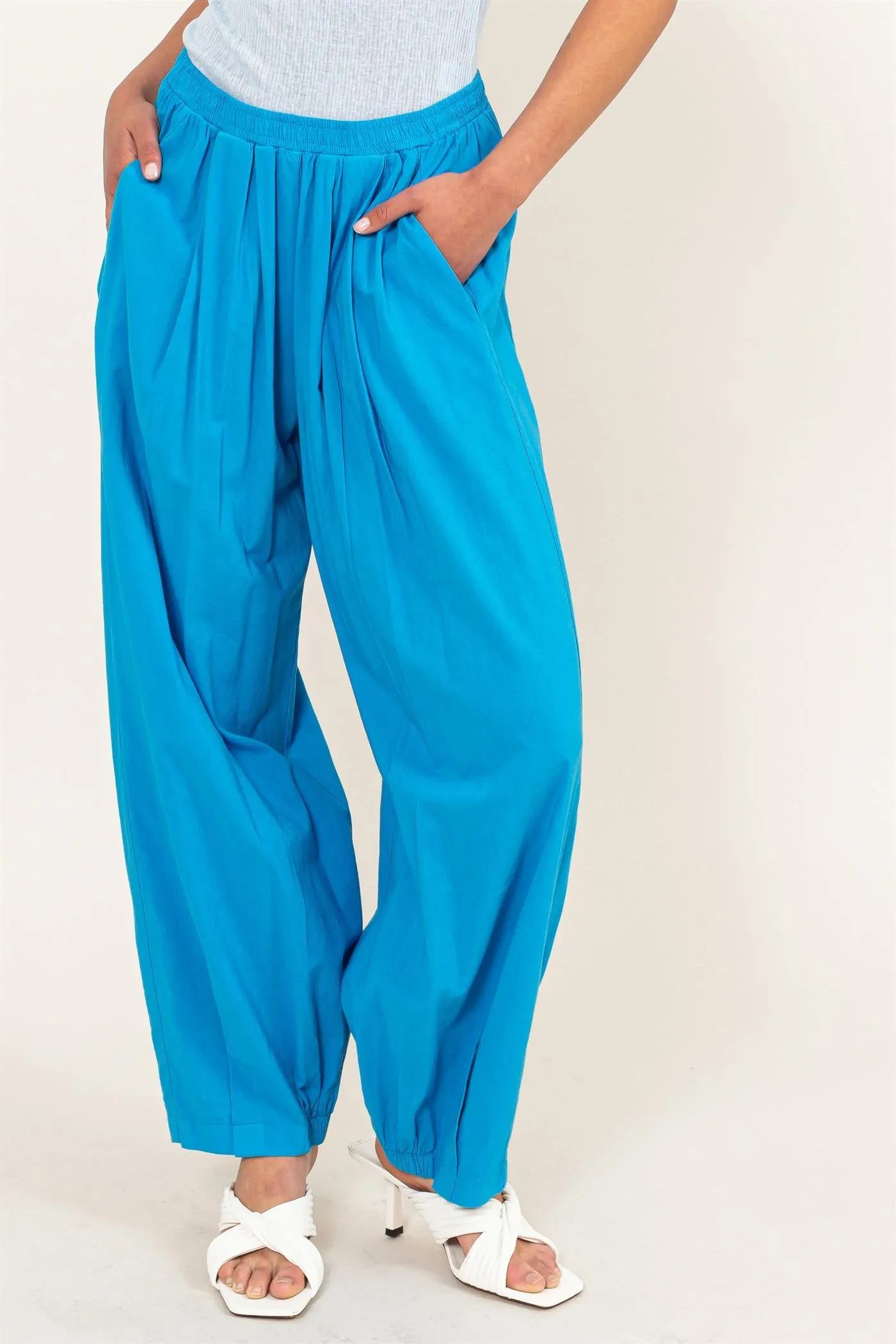 DZ24A651-Mid Rise Wide Leg Pants