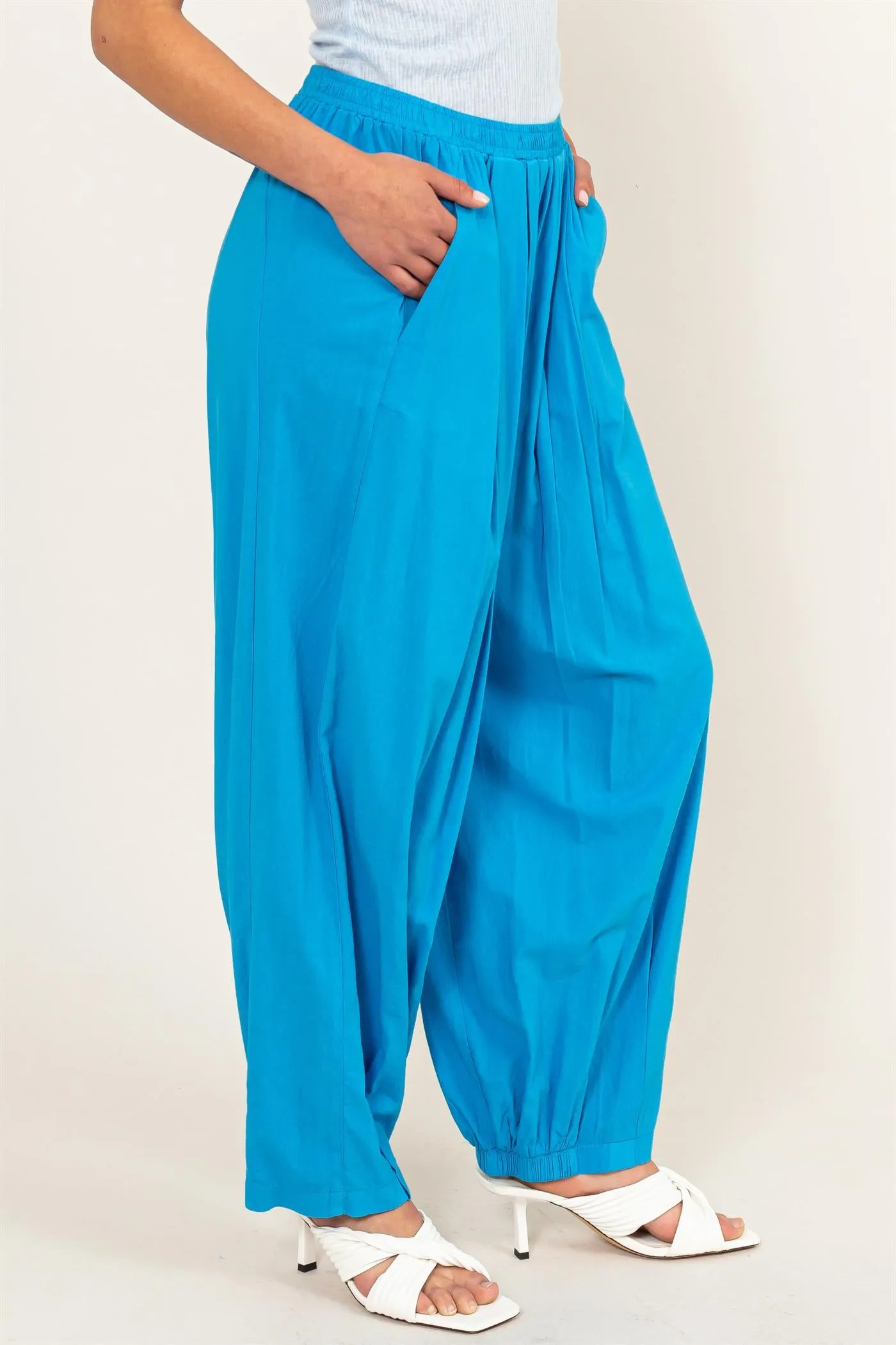 DZ24A651-Mid Rise Wide Leg Pants