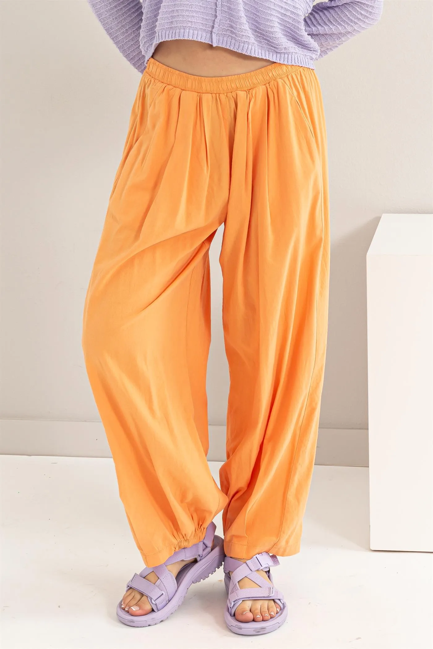DZ24A651-Mid Rise Wide Leg Pants