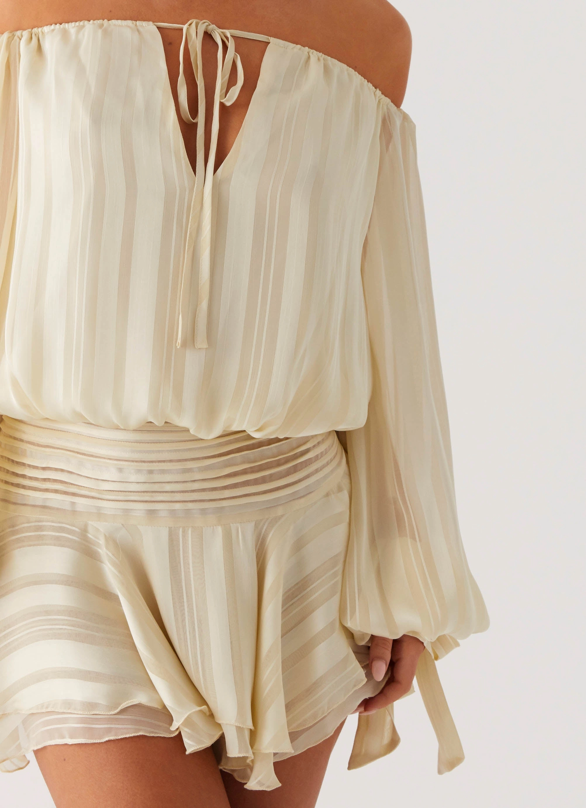 Guest Glam Eira Balloon Sleeve Mini Dress - Ivory