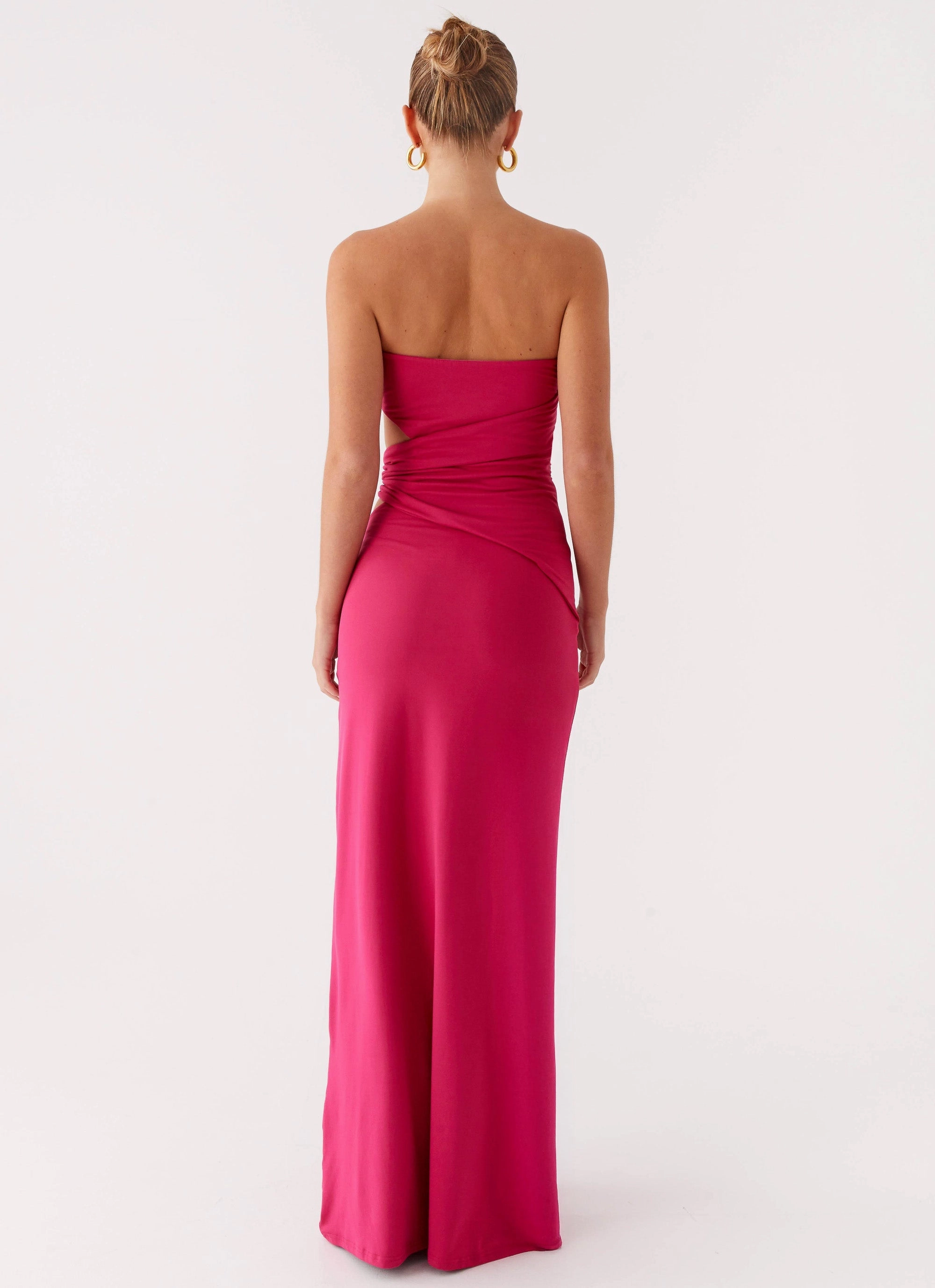 Anetta Maxi Dress - Fuchsia Seasonal Fit