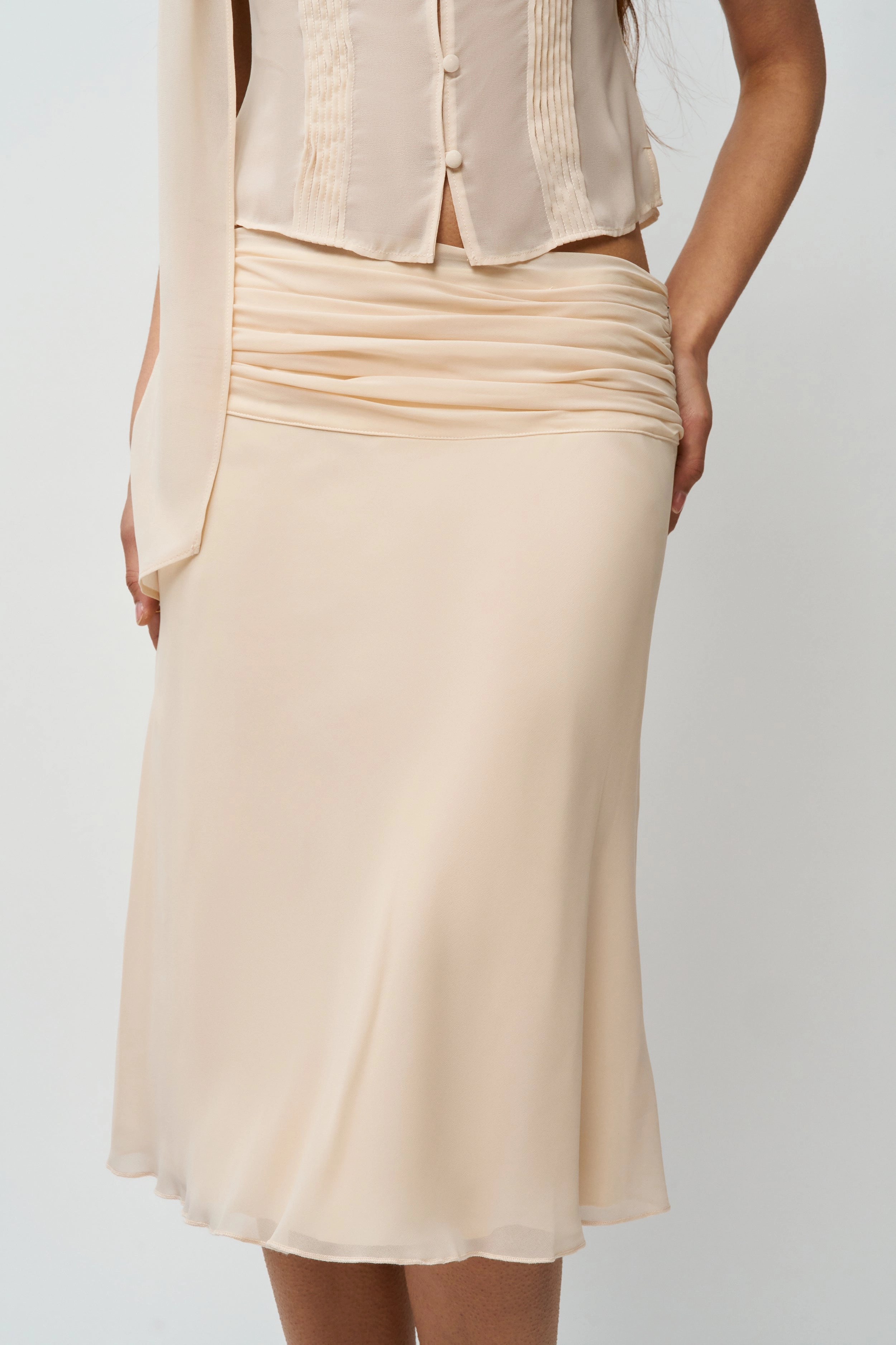 Eda Skirt Smooth Motion