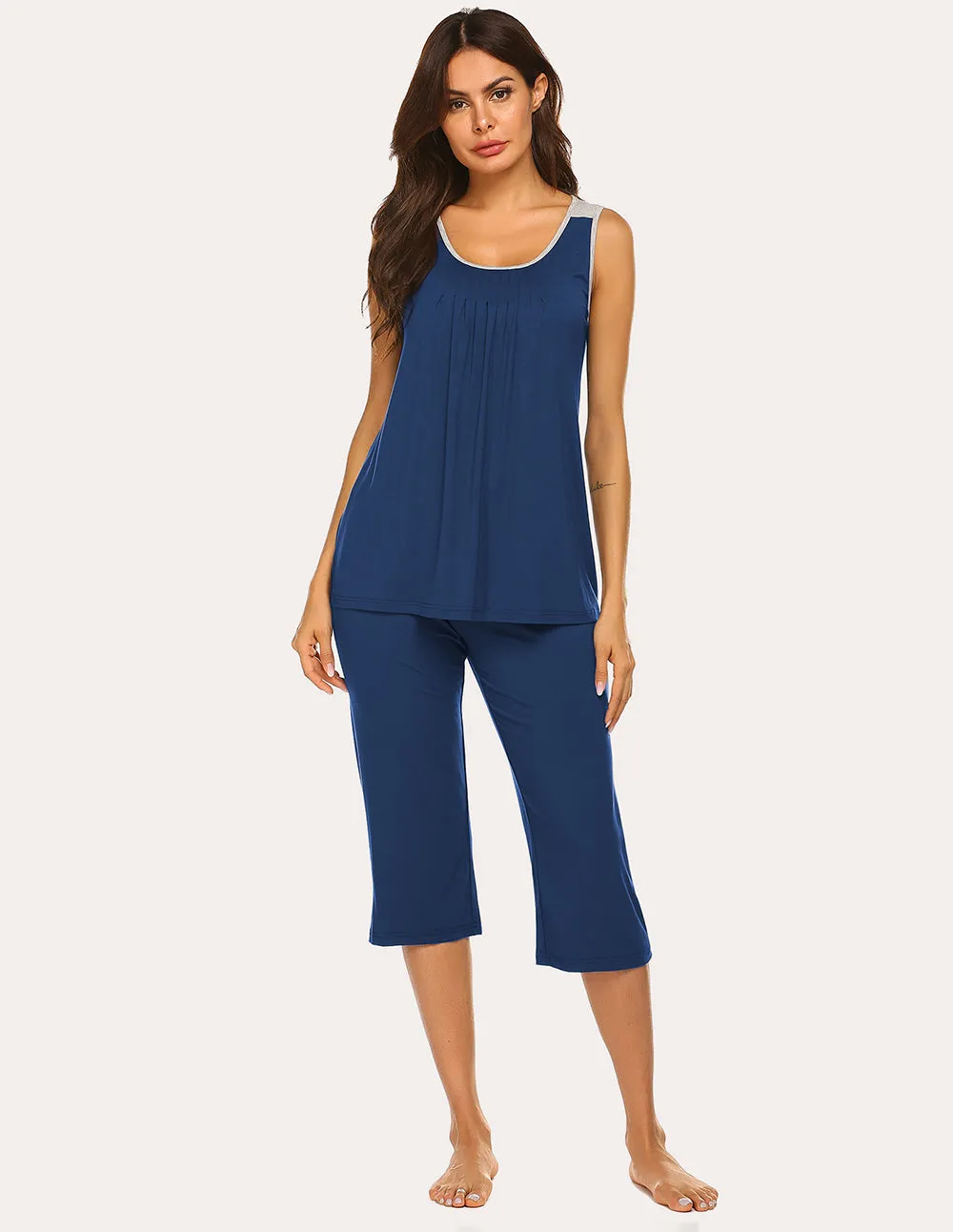Ekouaer Moisture Wicking Pleated Tank Capri Pajamas Set (US Only)