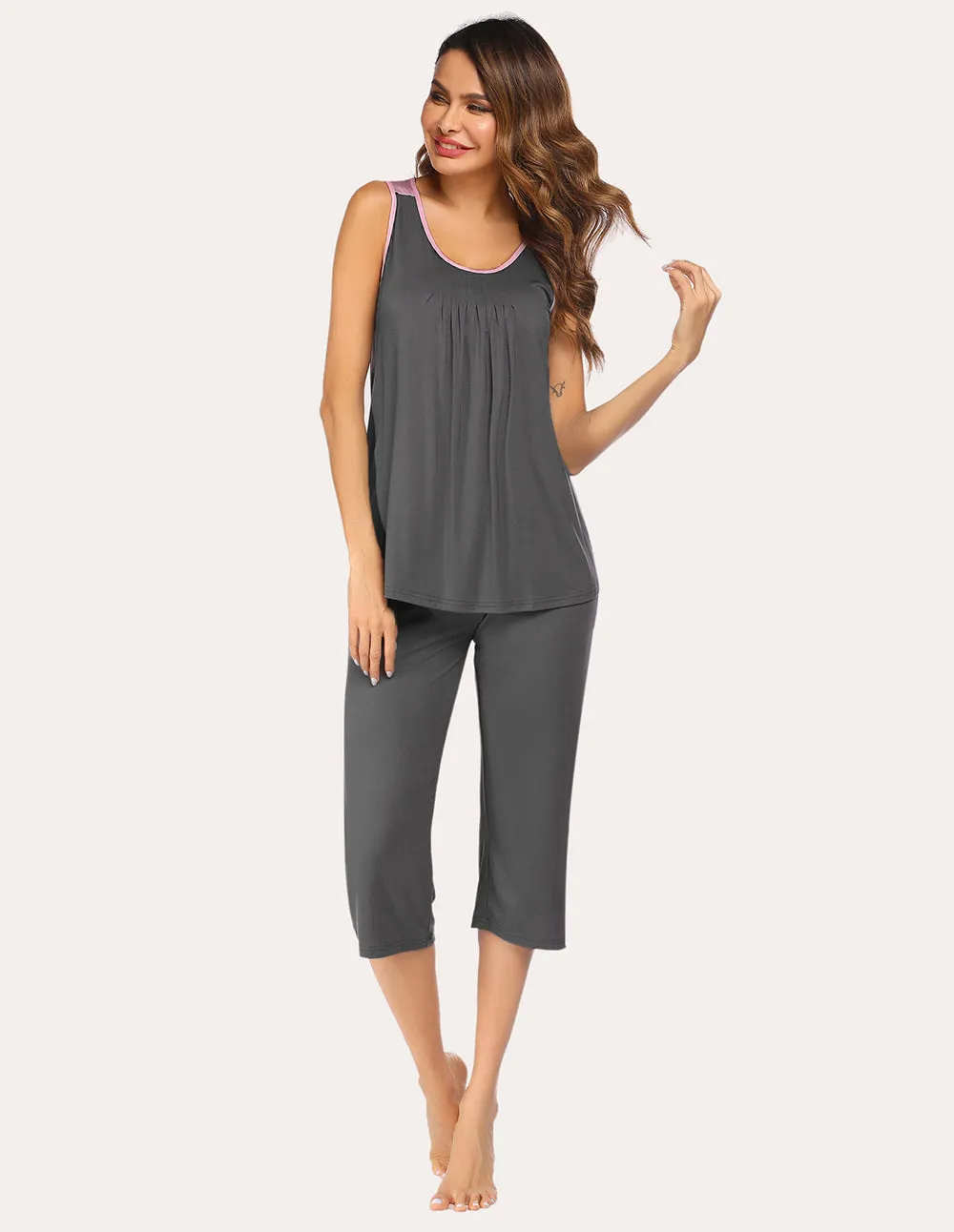Ekouaer Moisture Wicking Pleated Tank Capri Pajamas Set (US Only)