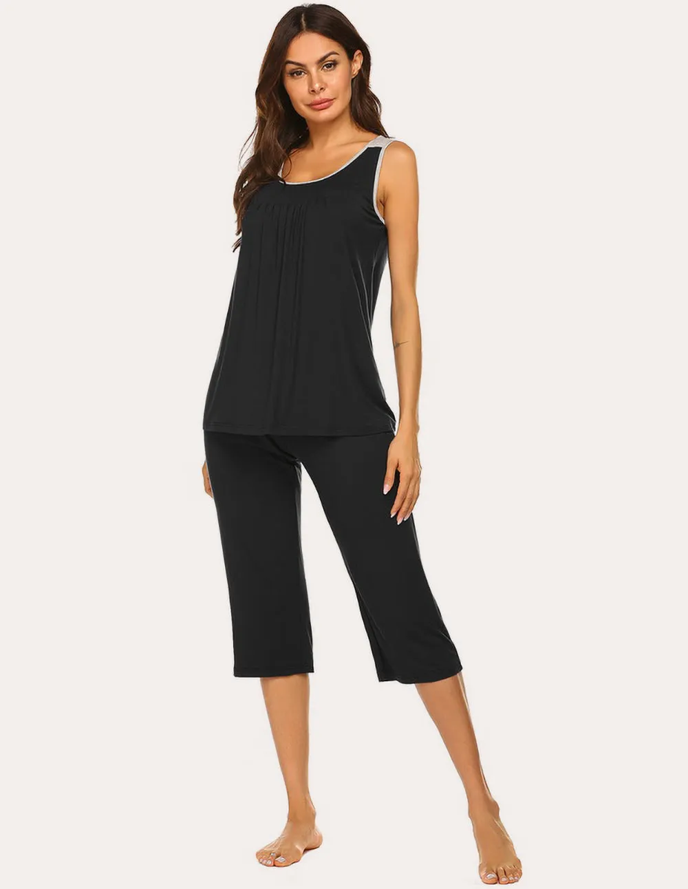 Ekouaer Moisture Wicking Pleated Tank Capri Pajamas Set (US Only)